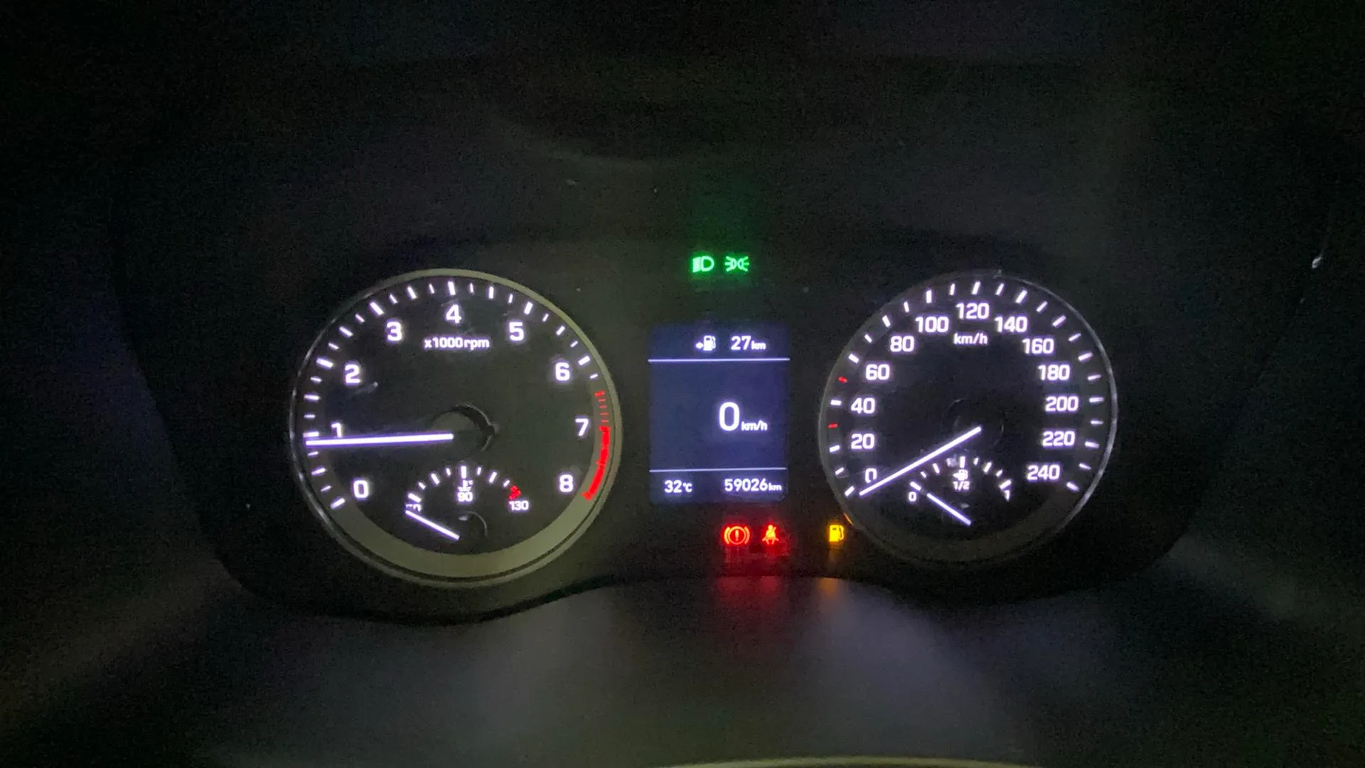 Hyundai Tucson 1.6 GDI Essence BE 4x2 - foto 8