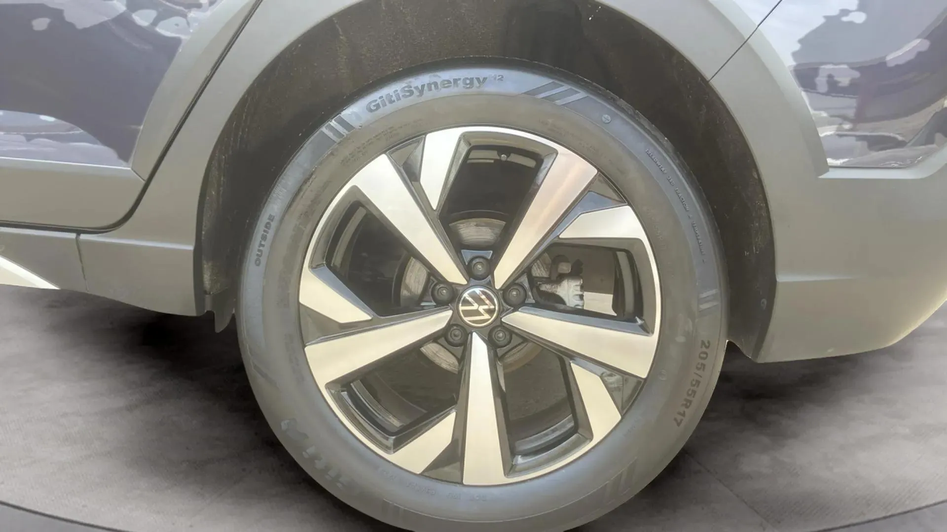 Volkswagen Taigo "más" 1.0 TSI DSG - foto 8