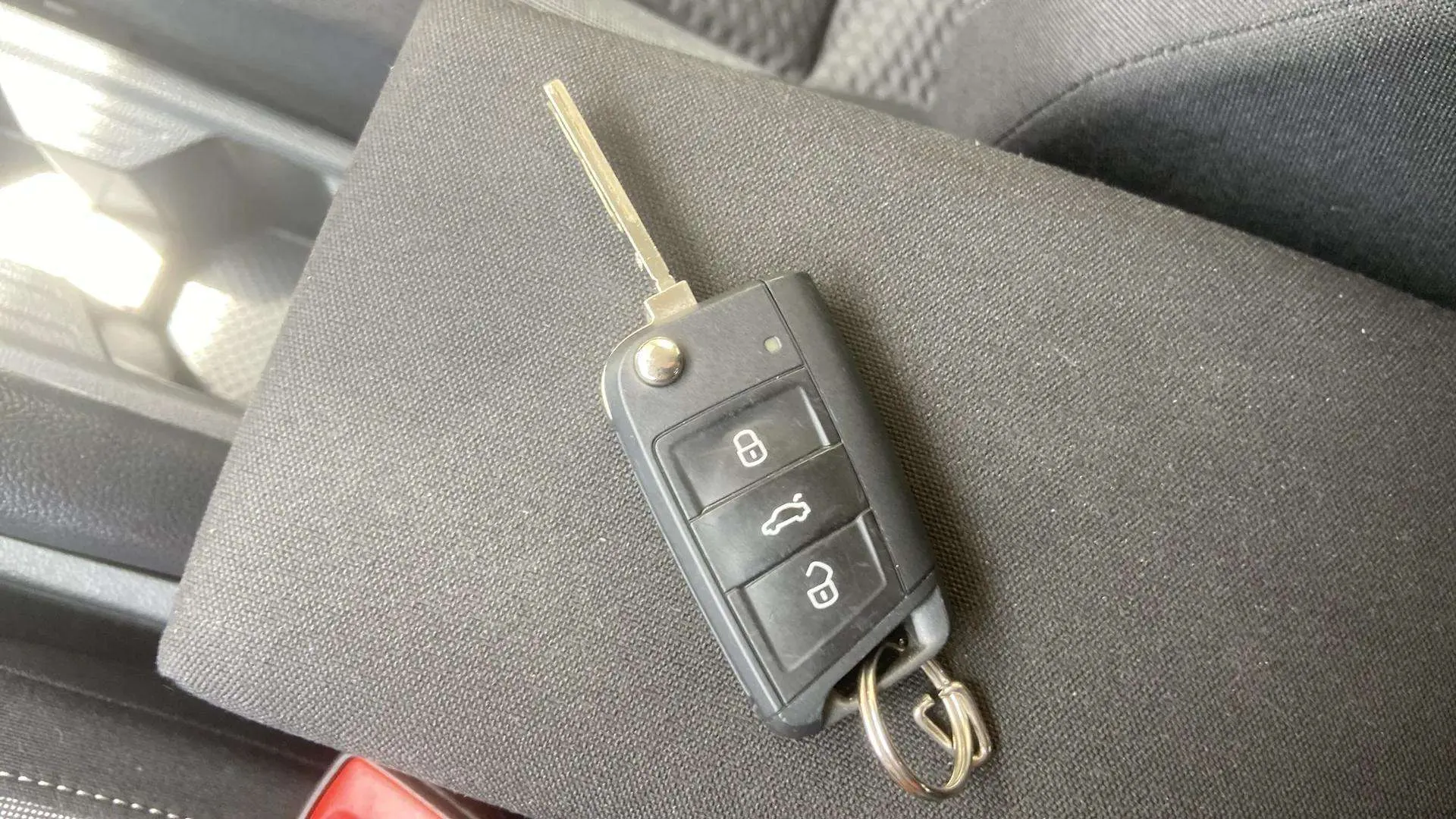 Volkswagen Taigo "más" 1.0 TSI DSG - foto 20