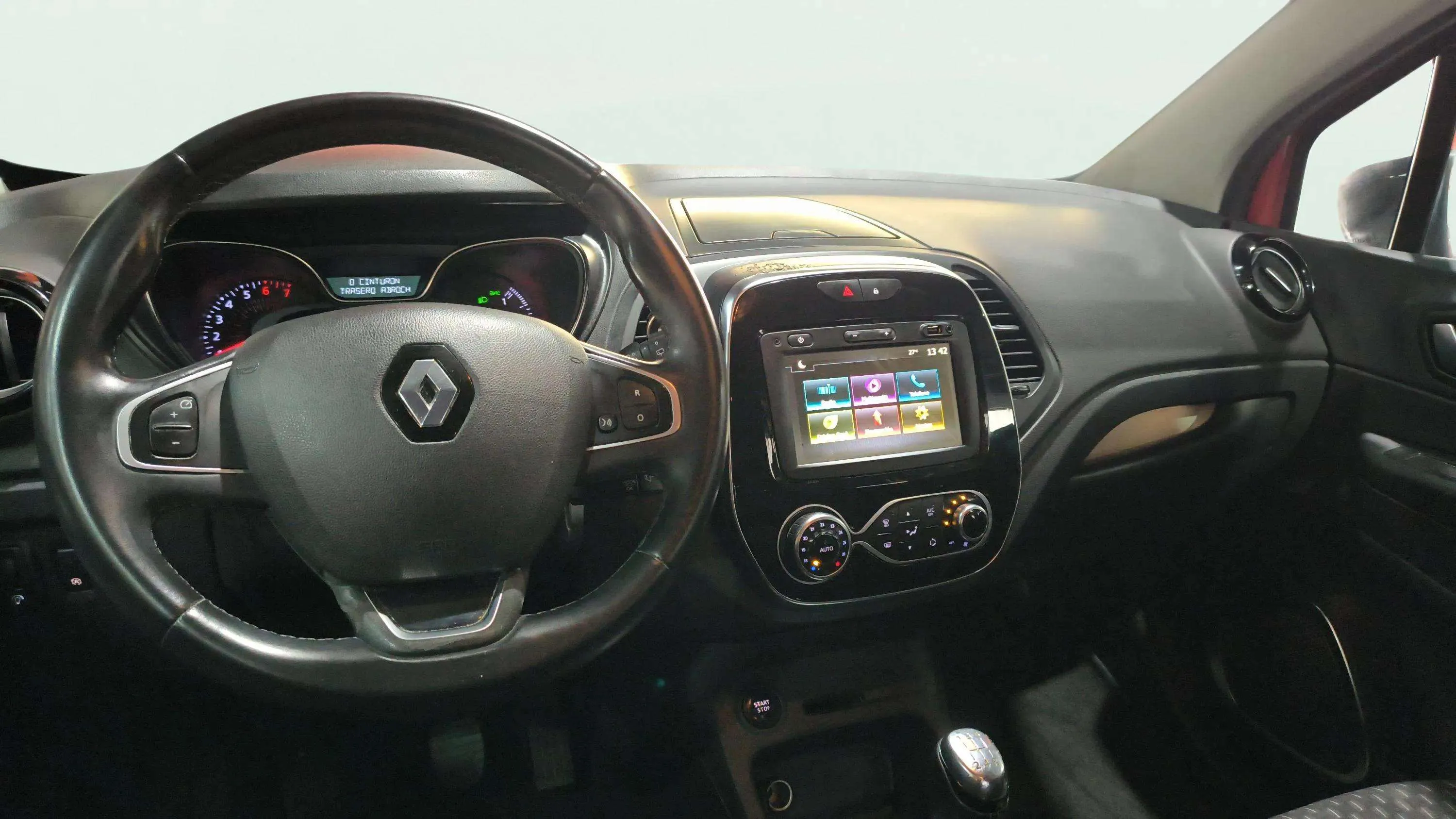 Renault Captur Limited TCe - foto 9