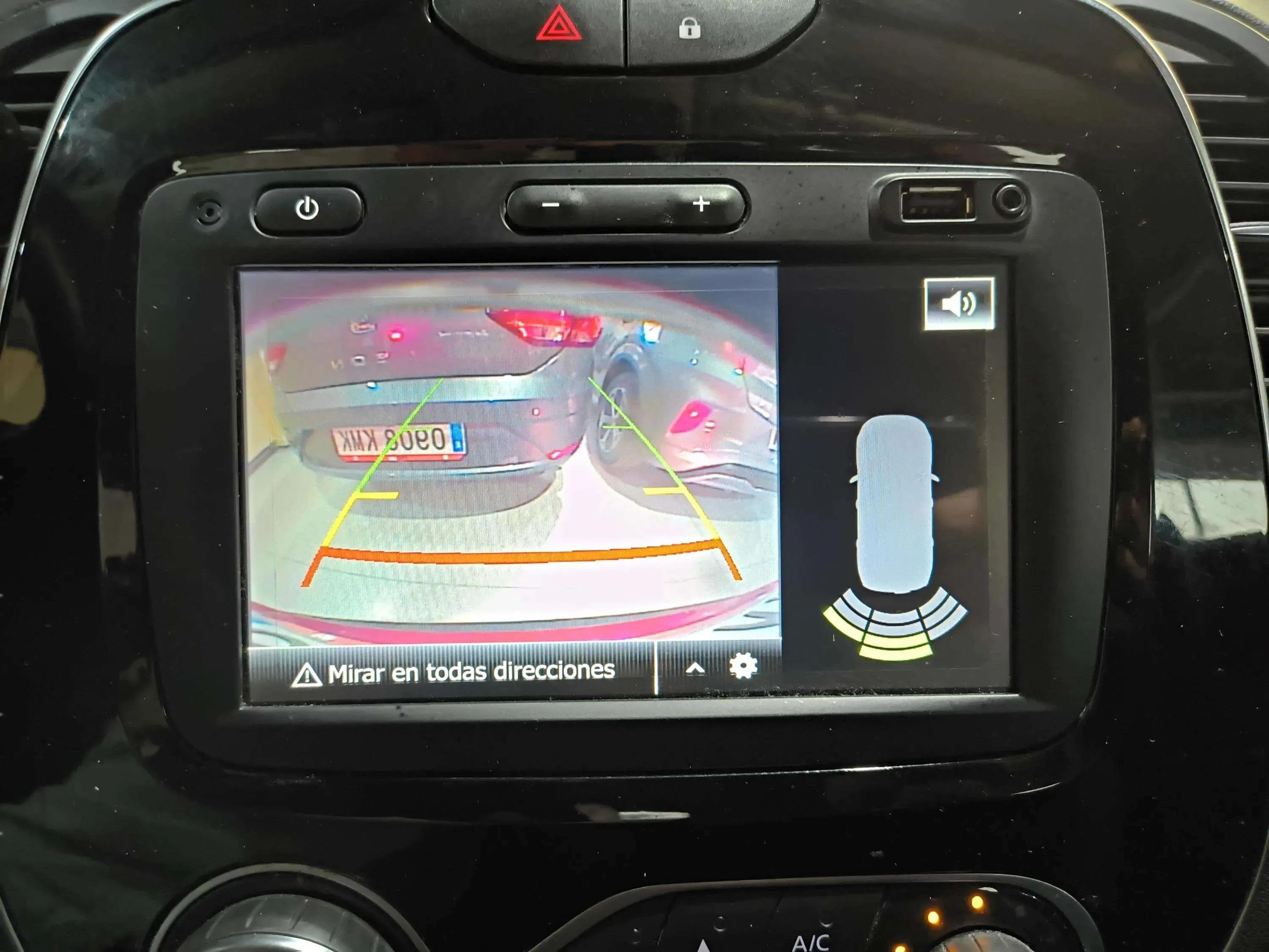 Renault Captur Limited TCe - foto 11