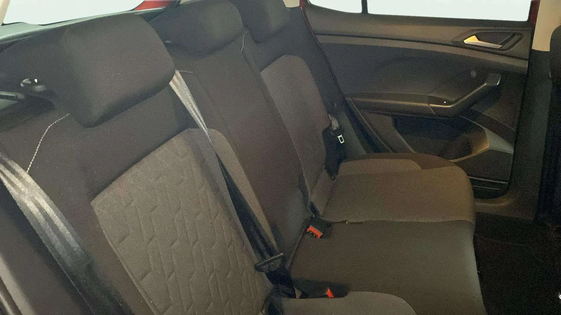 Volkswagen T-Cross "más" 1.0 TSI DSG - foto 24