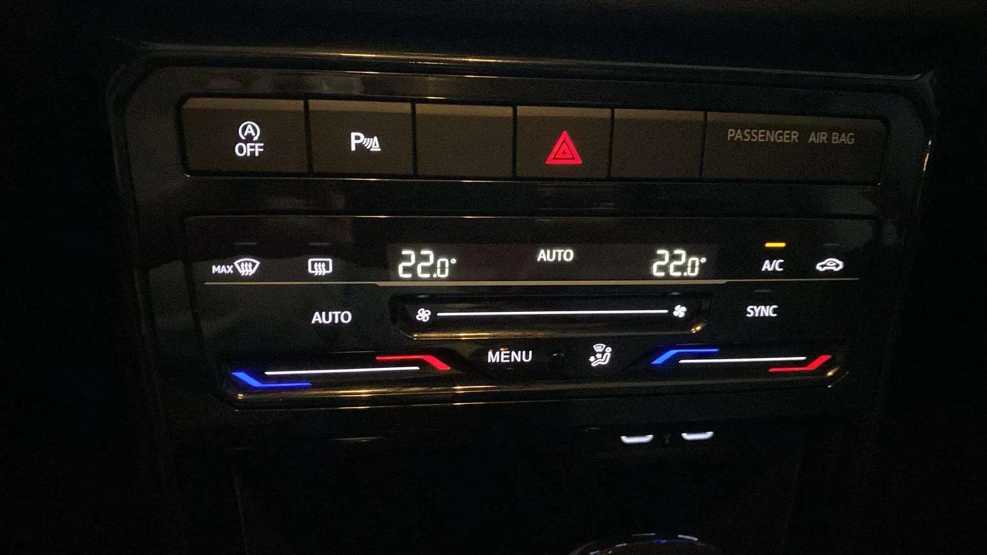 Volkswagen T-Cross "más" 1.0 TSI DSG - foto 17