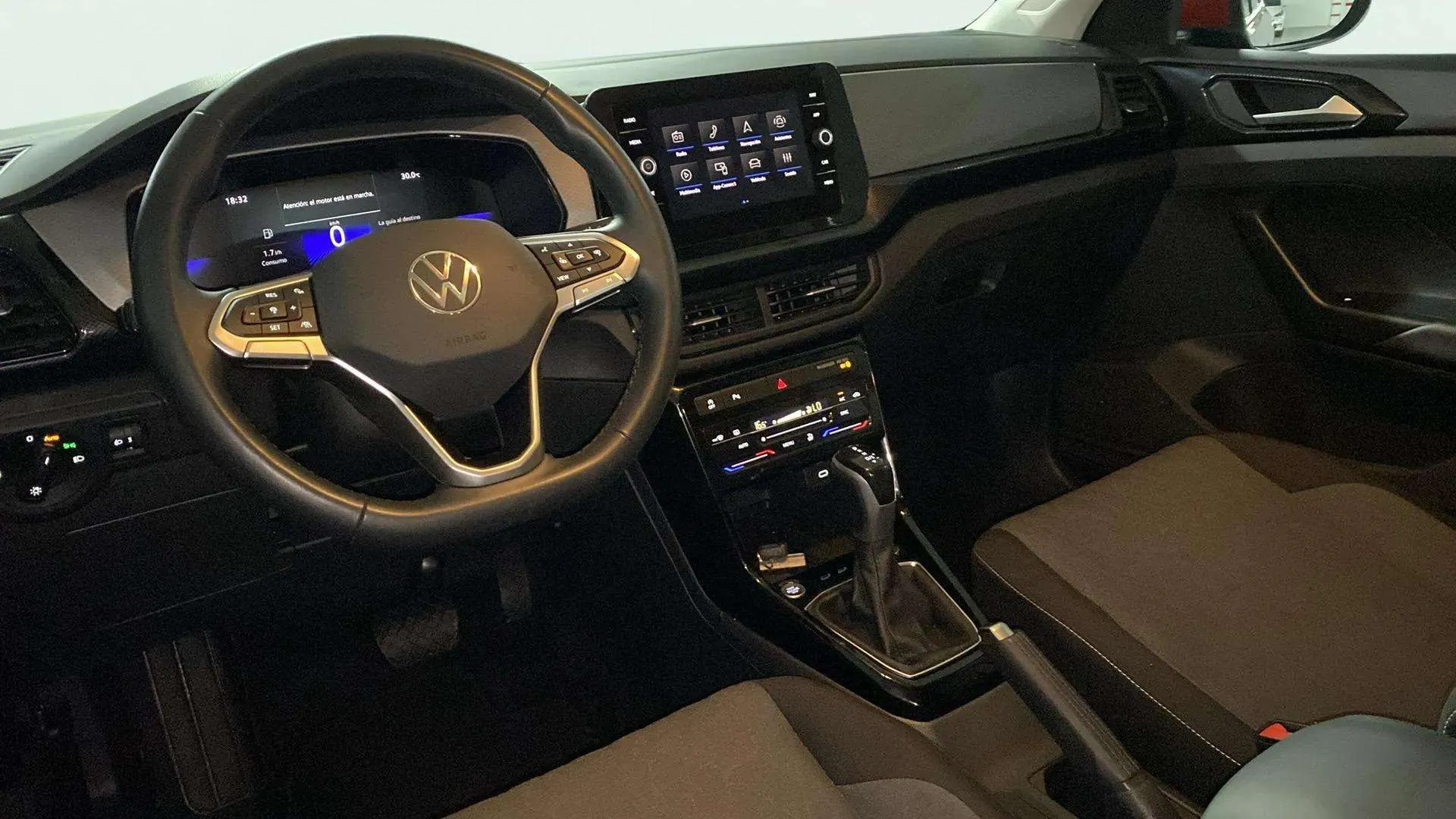 Volkswagen T-Cross "más" 1.0 TSI DSG - foto 9