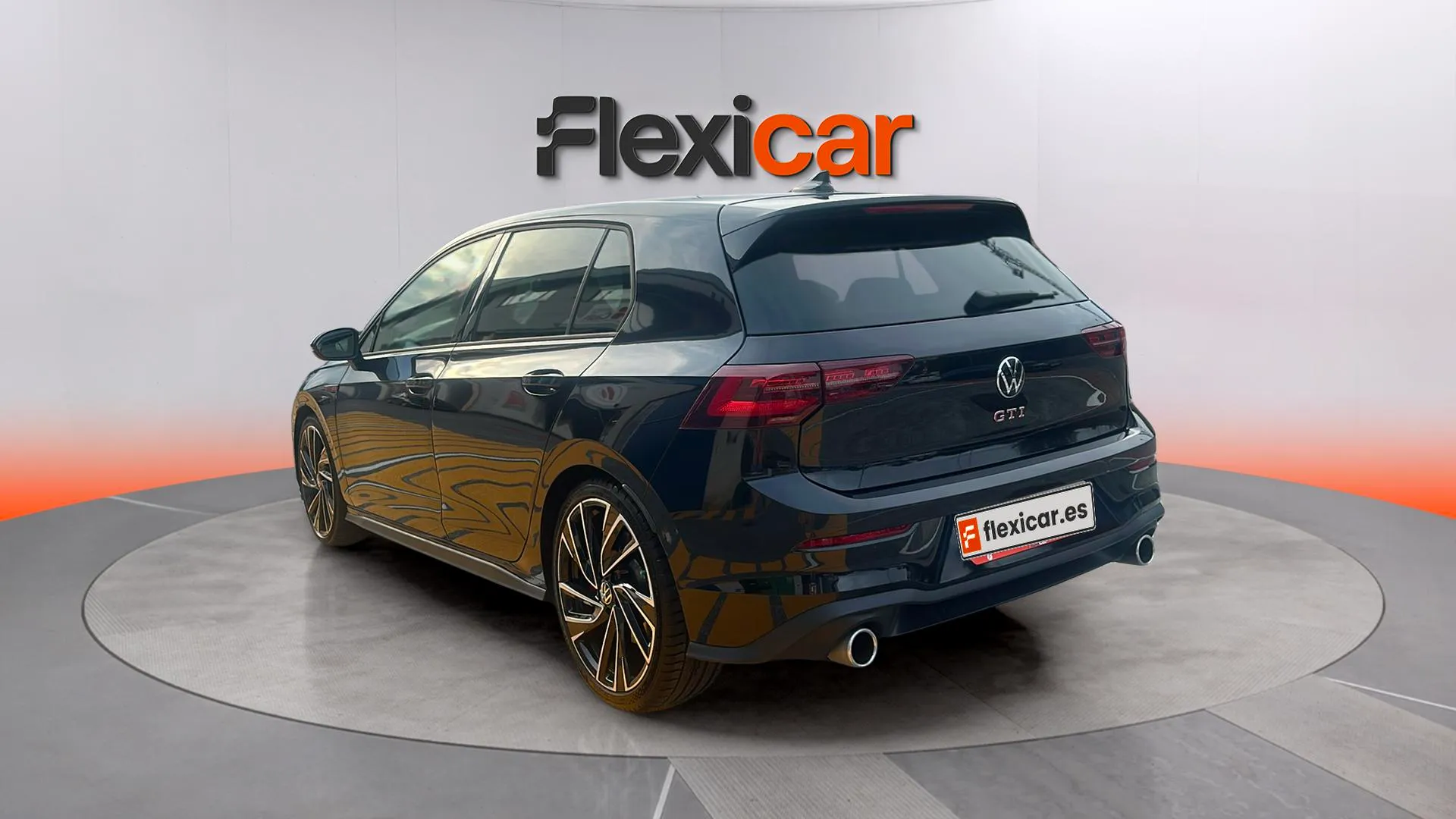 Volkswagen Golf GTI 2.0 TSI DSG - foto 8