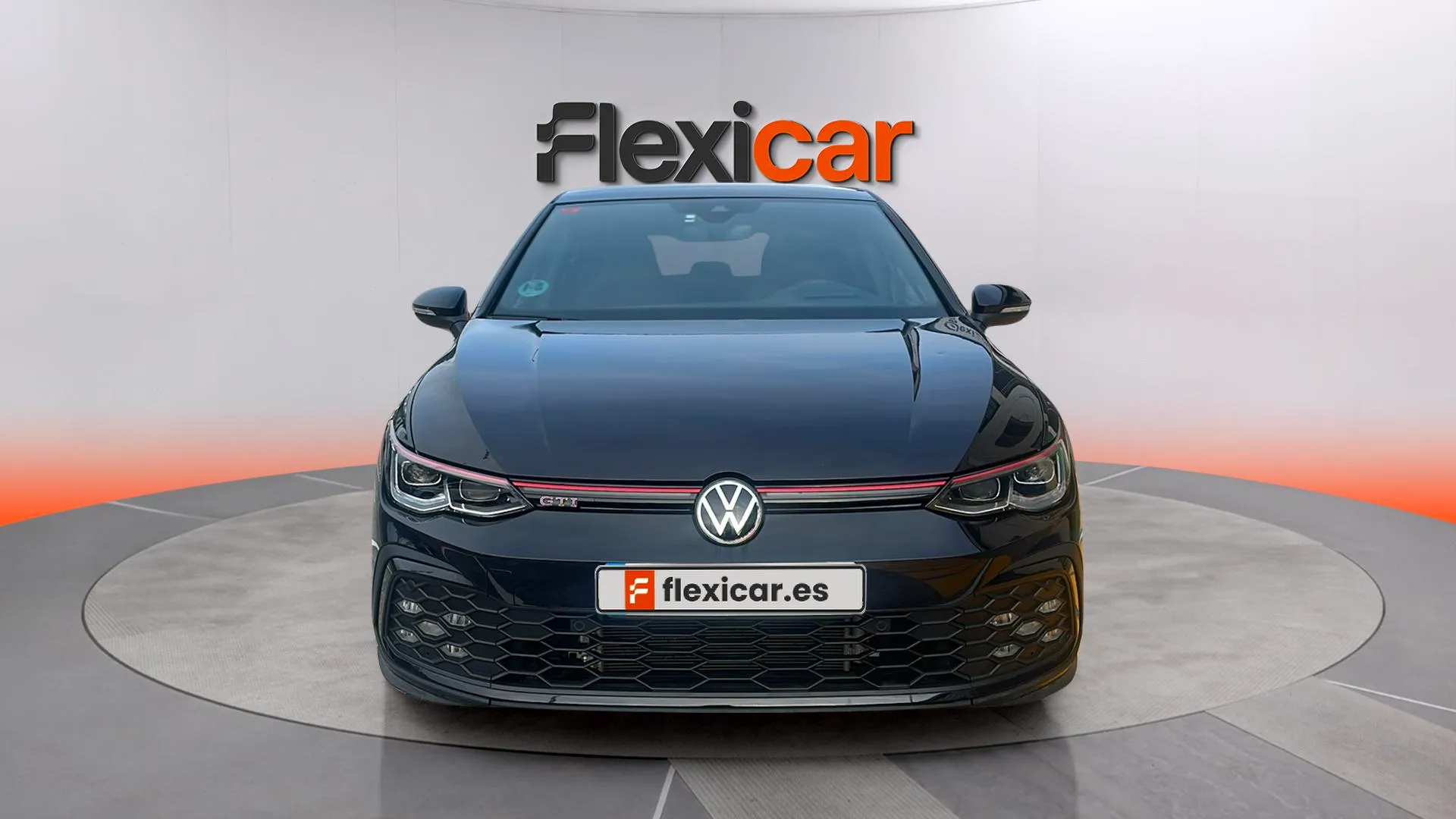 Volkswagen Golf GTI 2.0 TSI DSG - foto 2