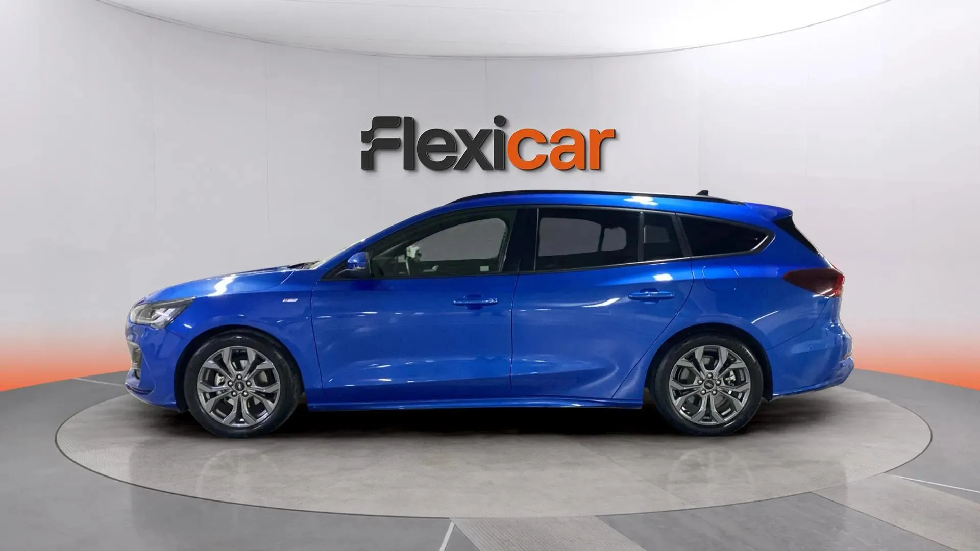 Ford Focus 1.0 EcoBoost MHEV ST-Line SB - foto 4