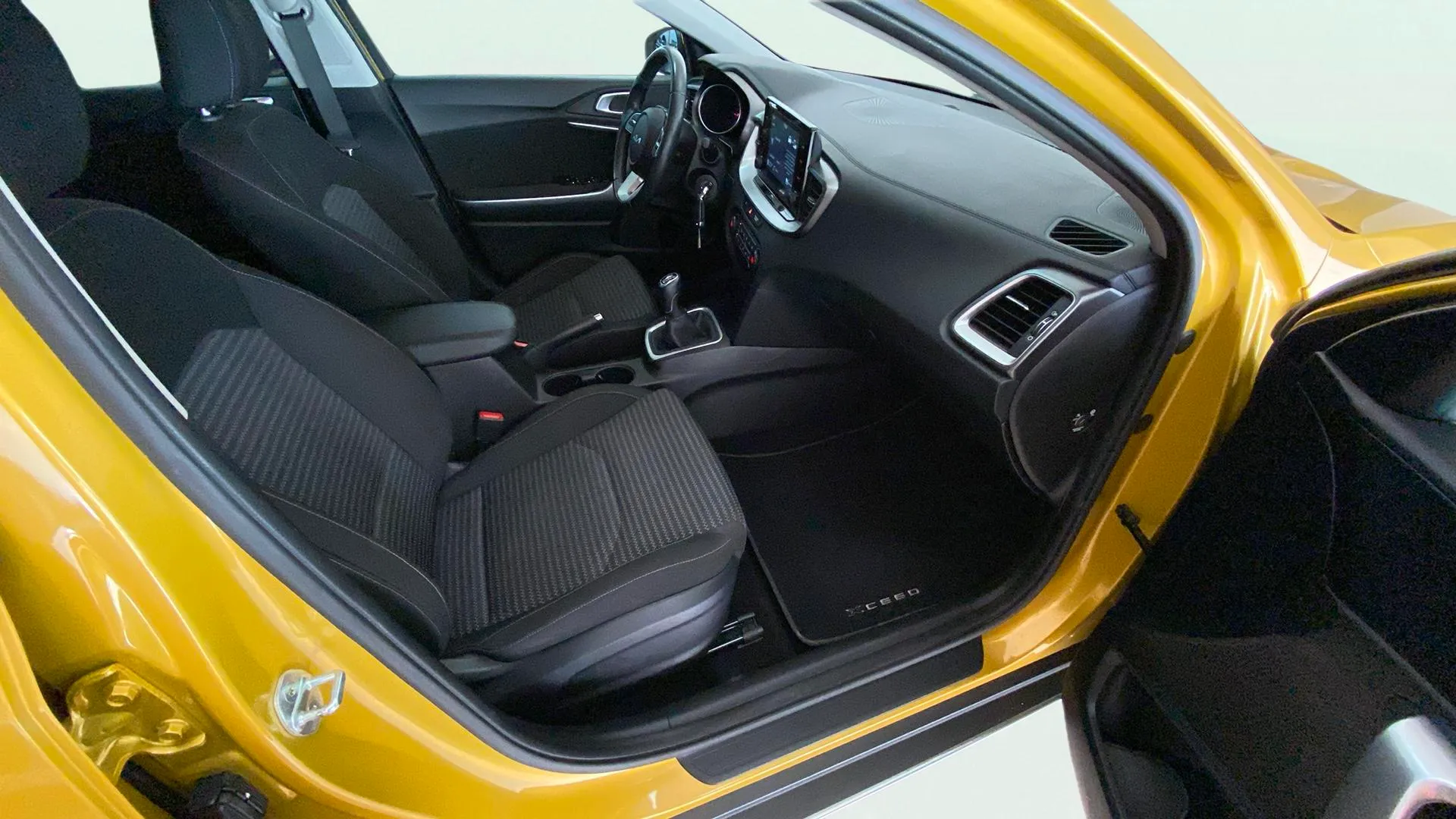 Kia XCeed 1.0 T-GDi Concept - foto 9