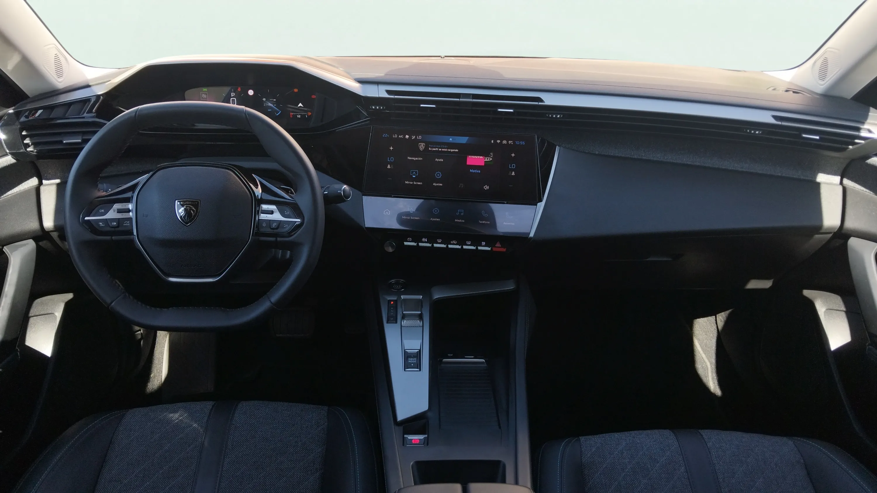 Peugeot 408 Allure PureTech 130 EAT8 - foto 10