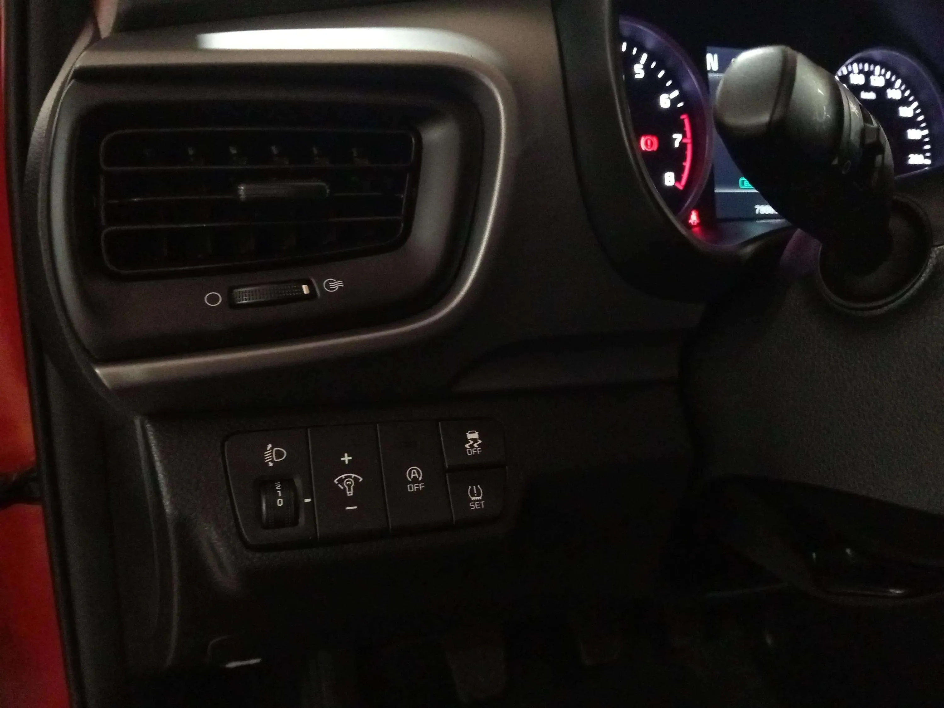 Kia Stonic 1.0 T-GDi MHEV iMT Concept - foto 24