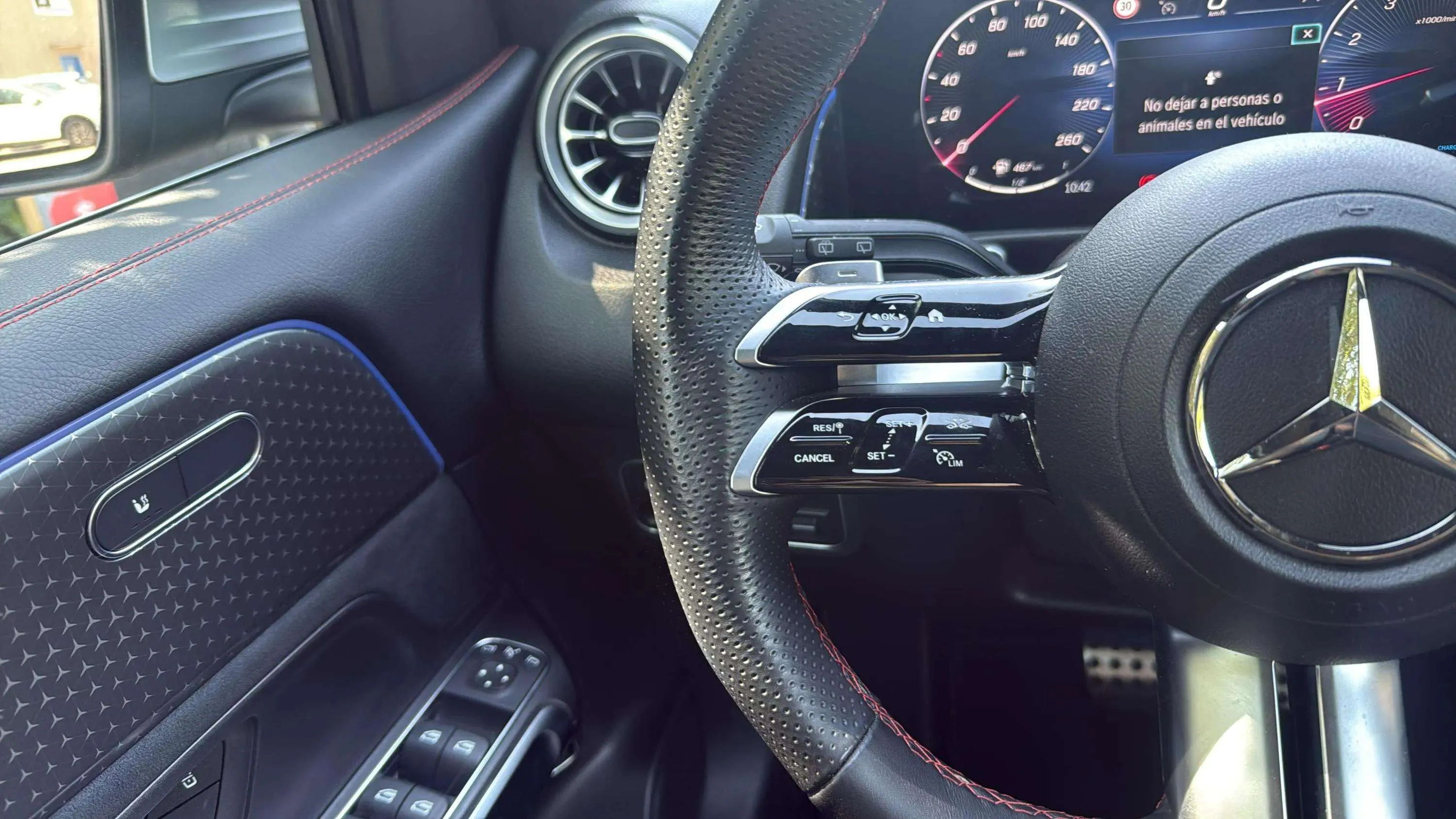 Mercedes-Benz GLB 200 - foto 19