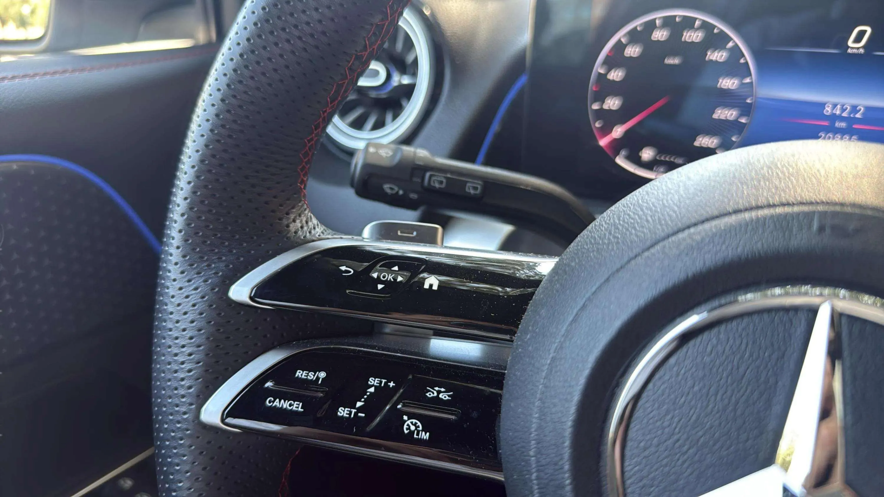 Mercedes-Benz GLB 200 - foto 20