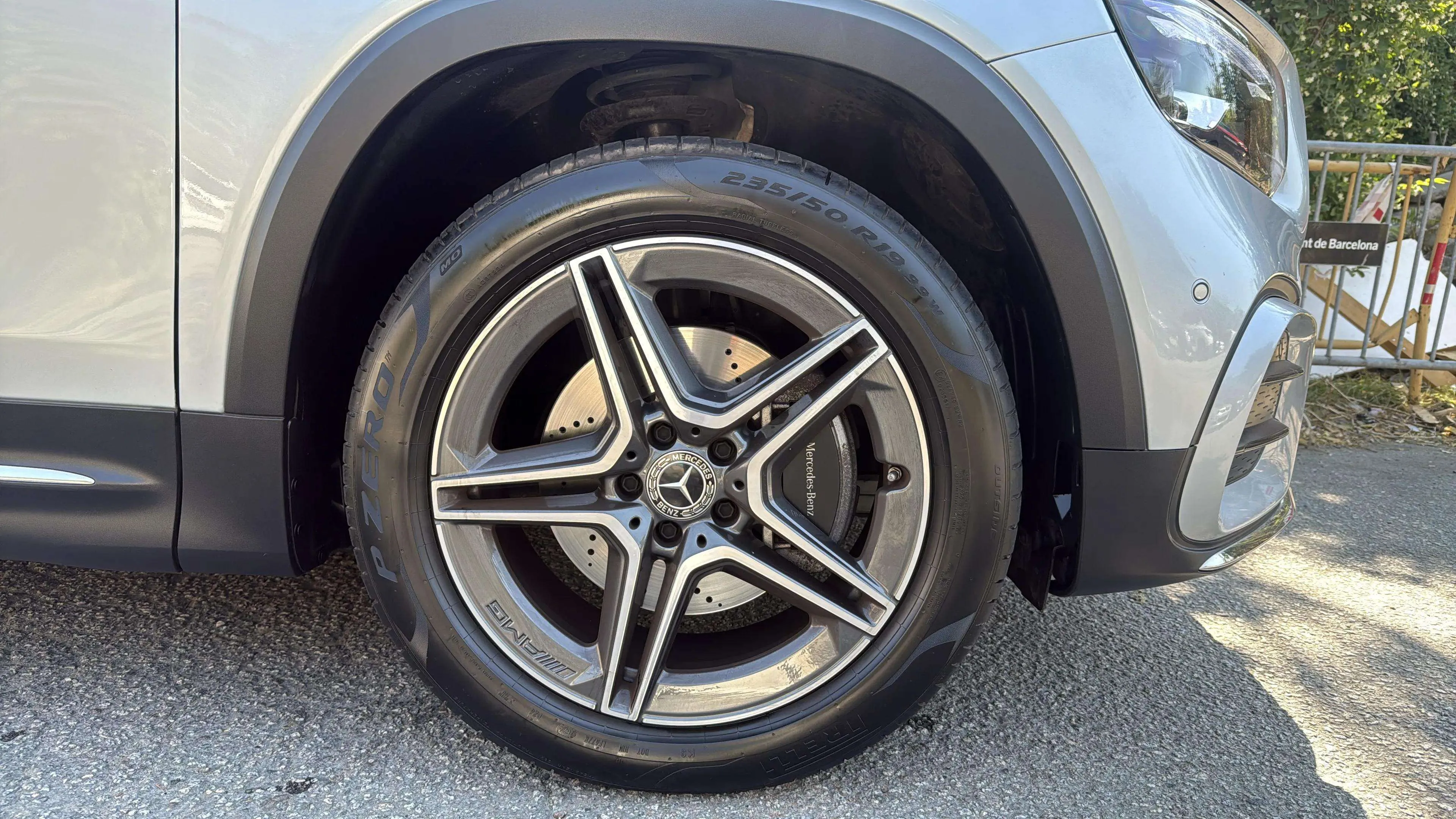 Mercedes-Benz GLB 200 - foto 2