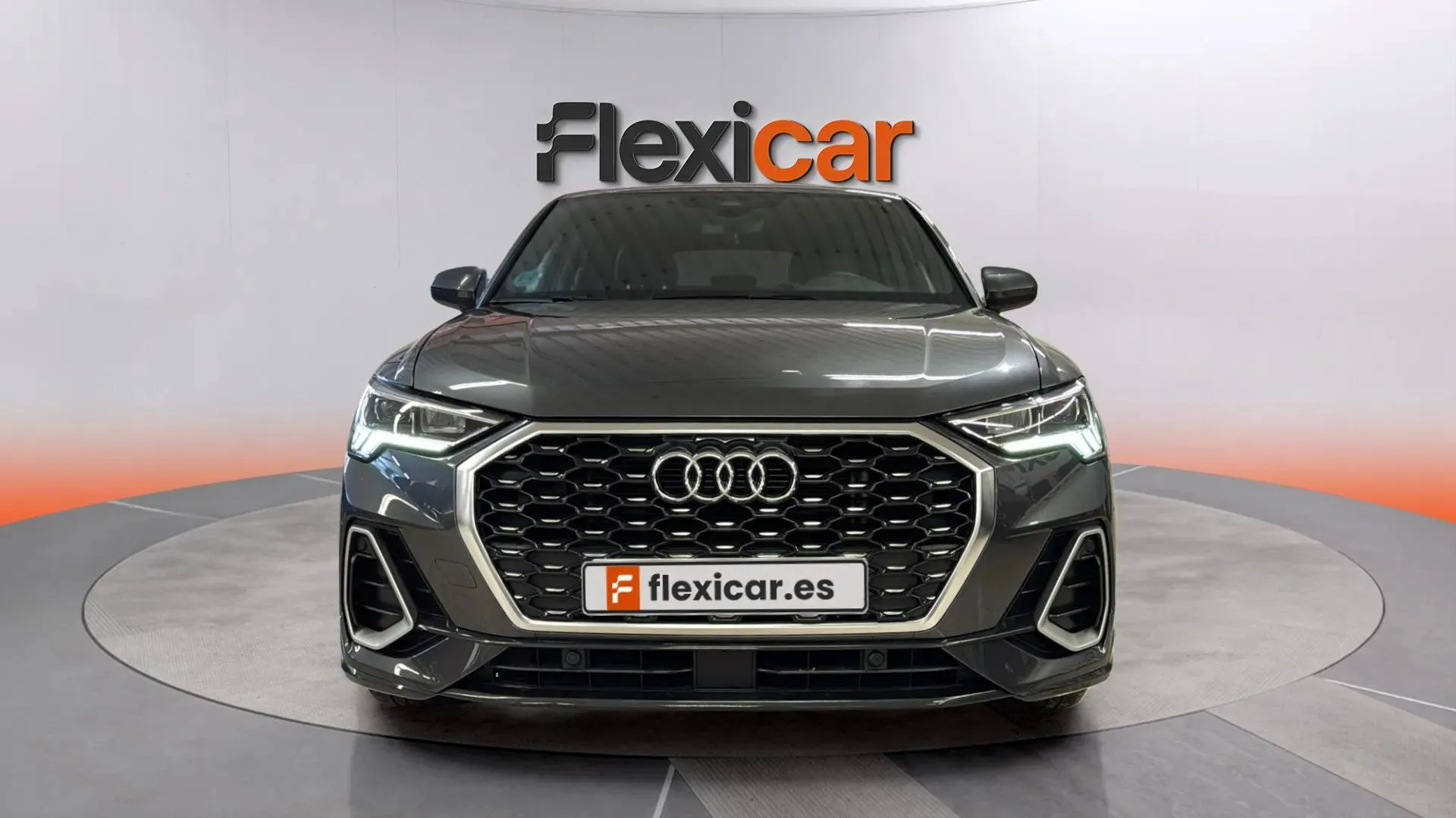 Audi Q3 S line 35 TDI S tronic - foto 2