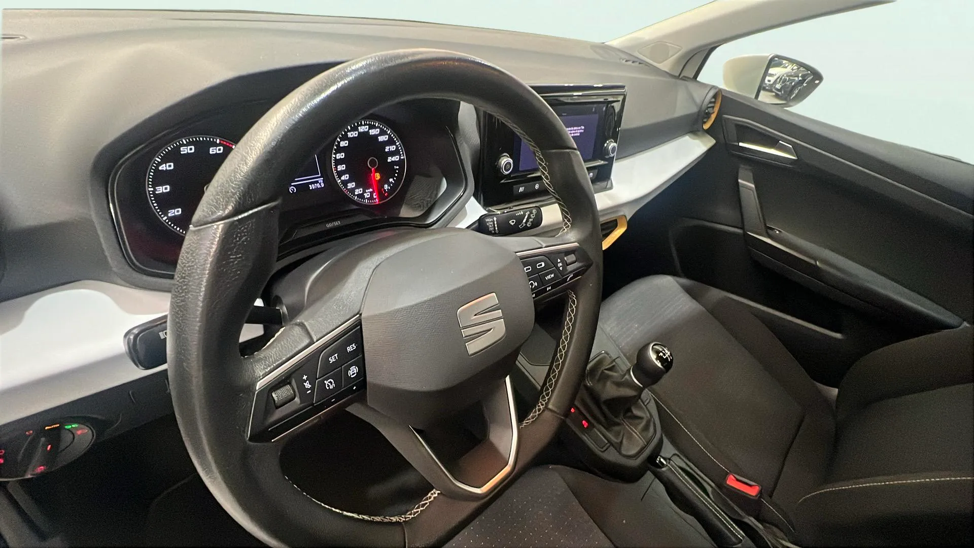 SEAT Ibiza 1.0 MPI Reference - foto 12