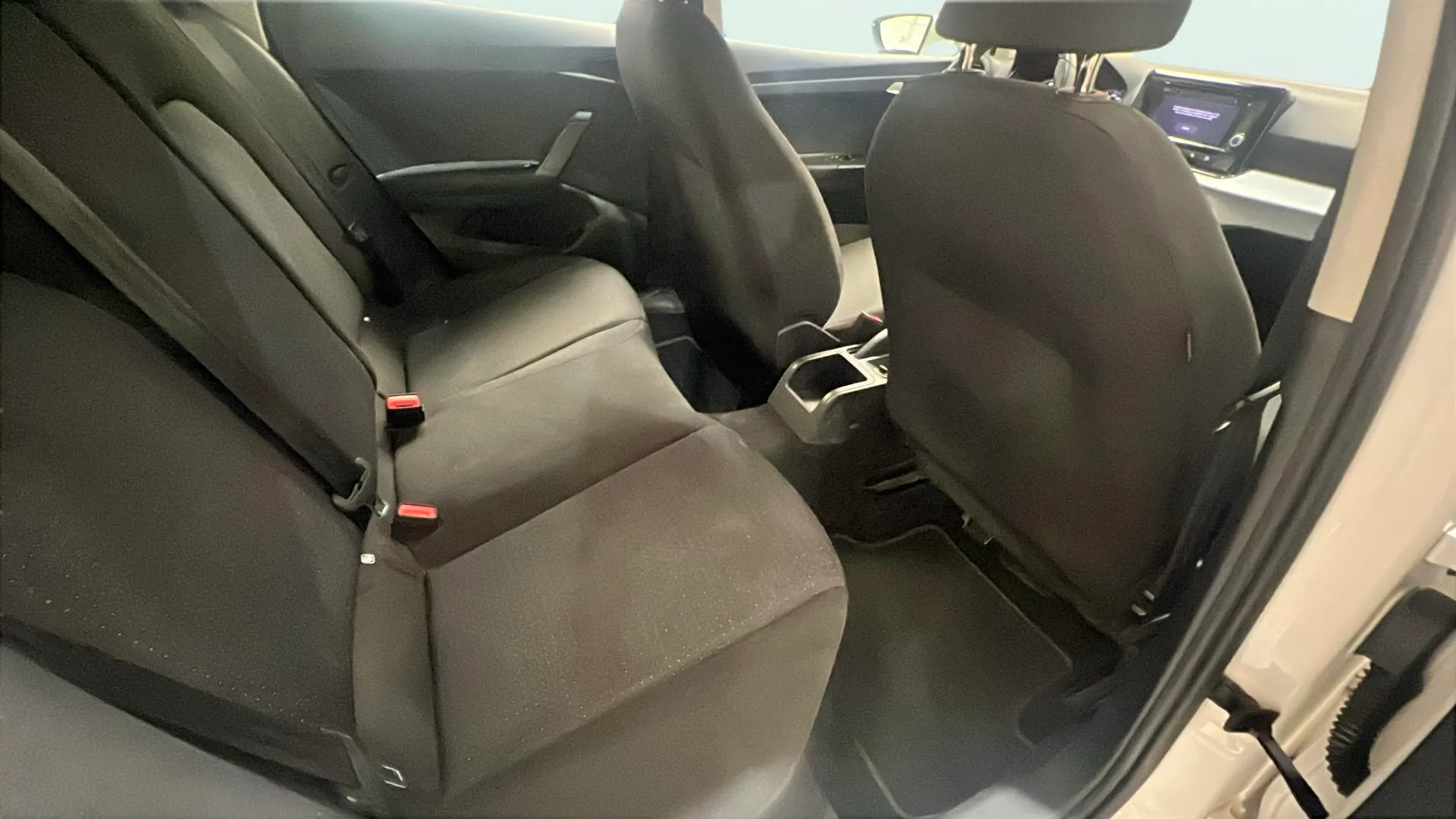 SEAT Ibiza 1.0 MPI Reference - foto 10