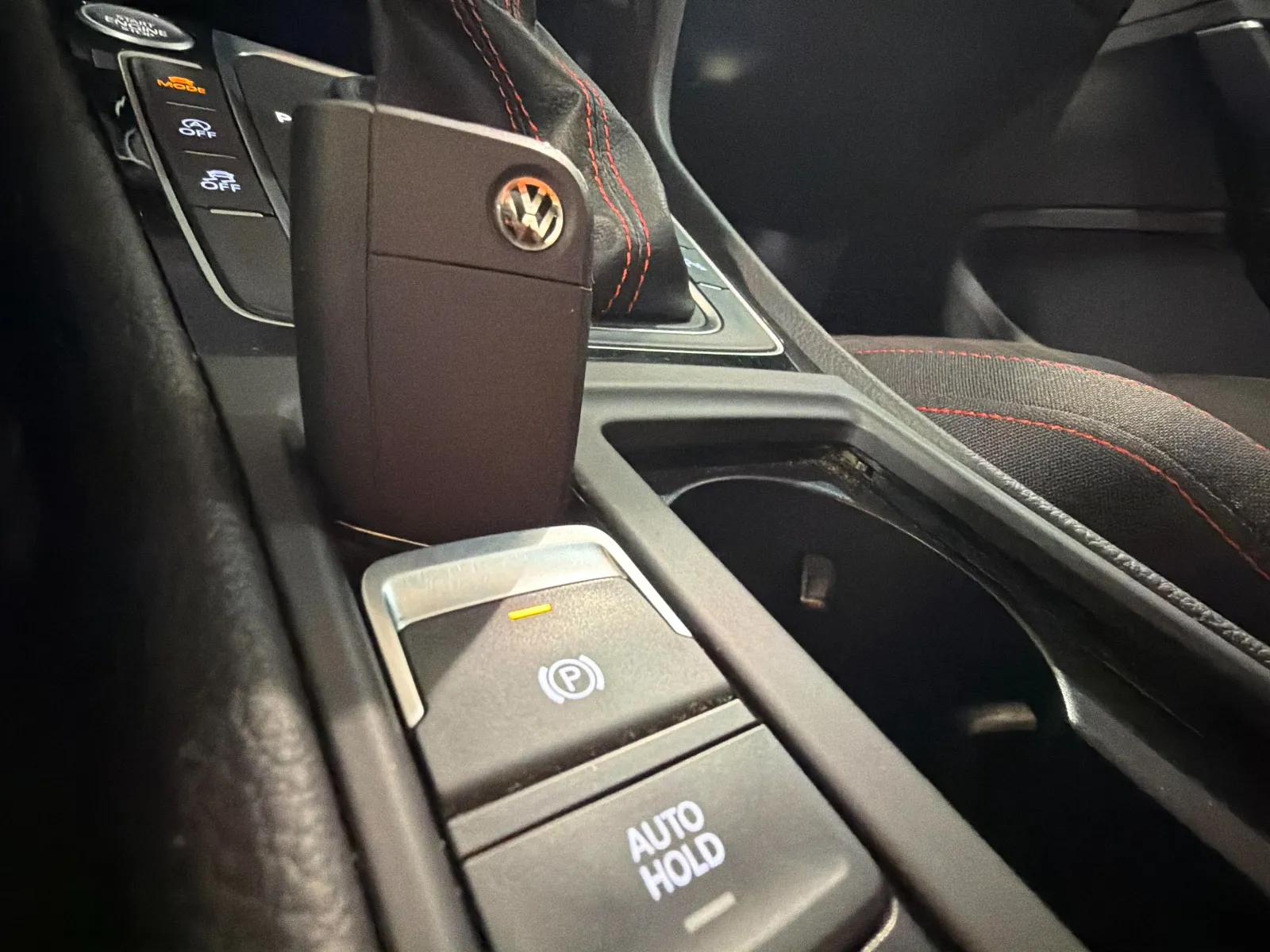 Volkswagen Golf GTI 2.0 TSI DSG - foto 16