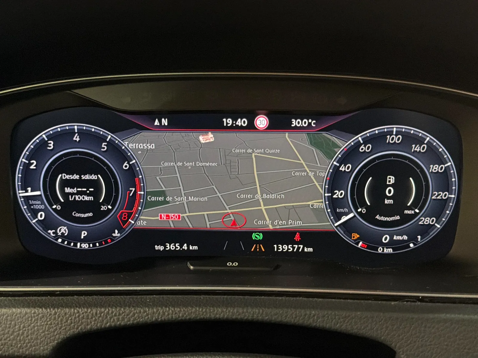 Volkswagen Golf GTI 2.0 TSI DSG - foto 11