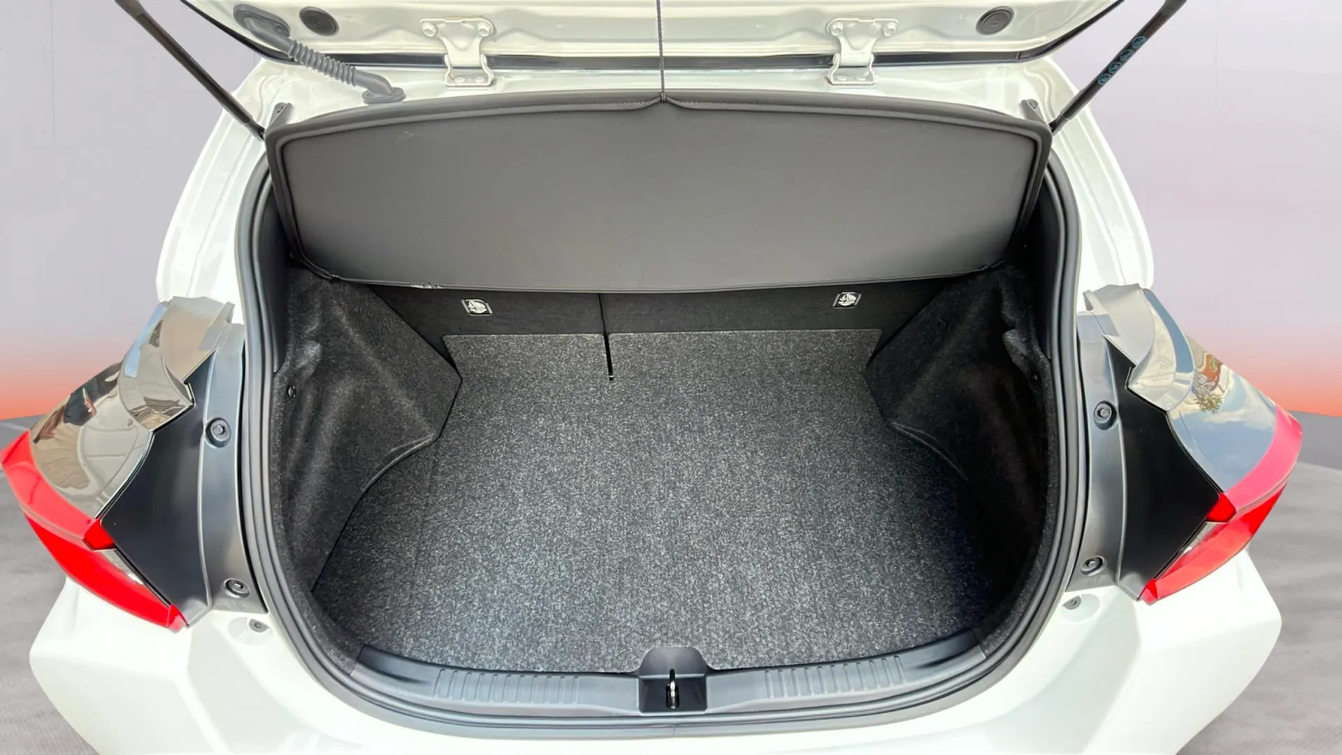 Toyota Yaris 1.6T 276 RZ - foto 6