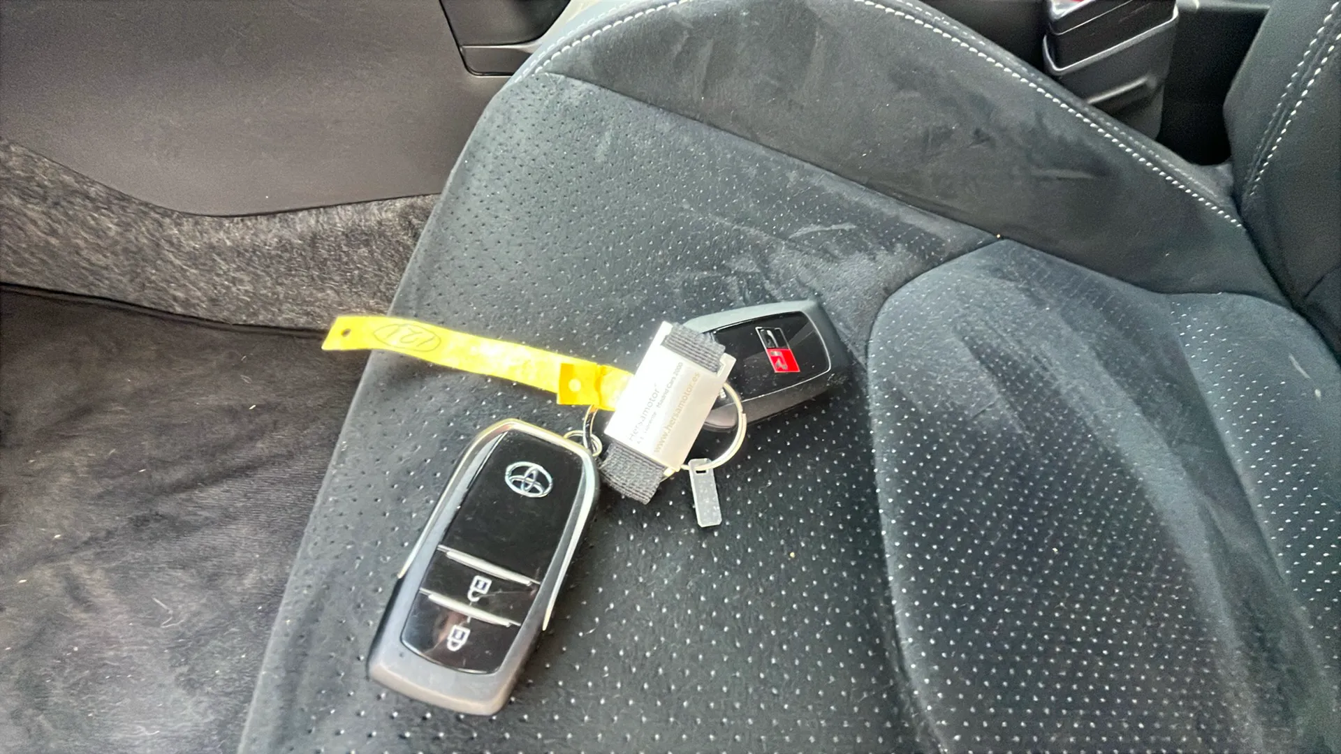 Toyota Yaris 1.6T 276 RZ - foto 17