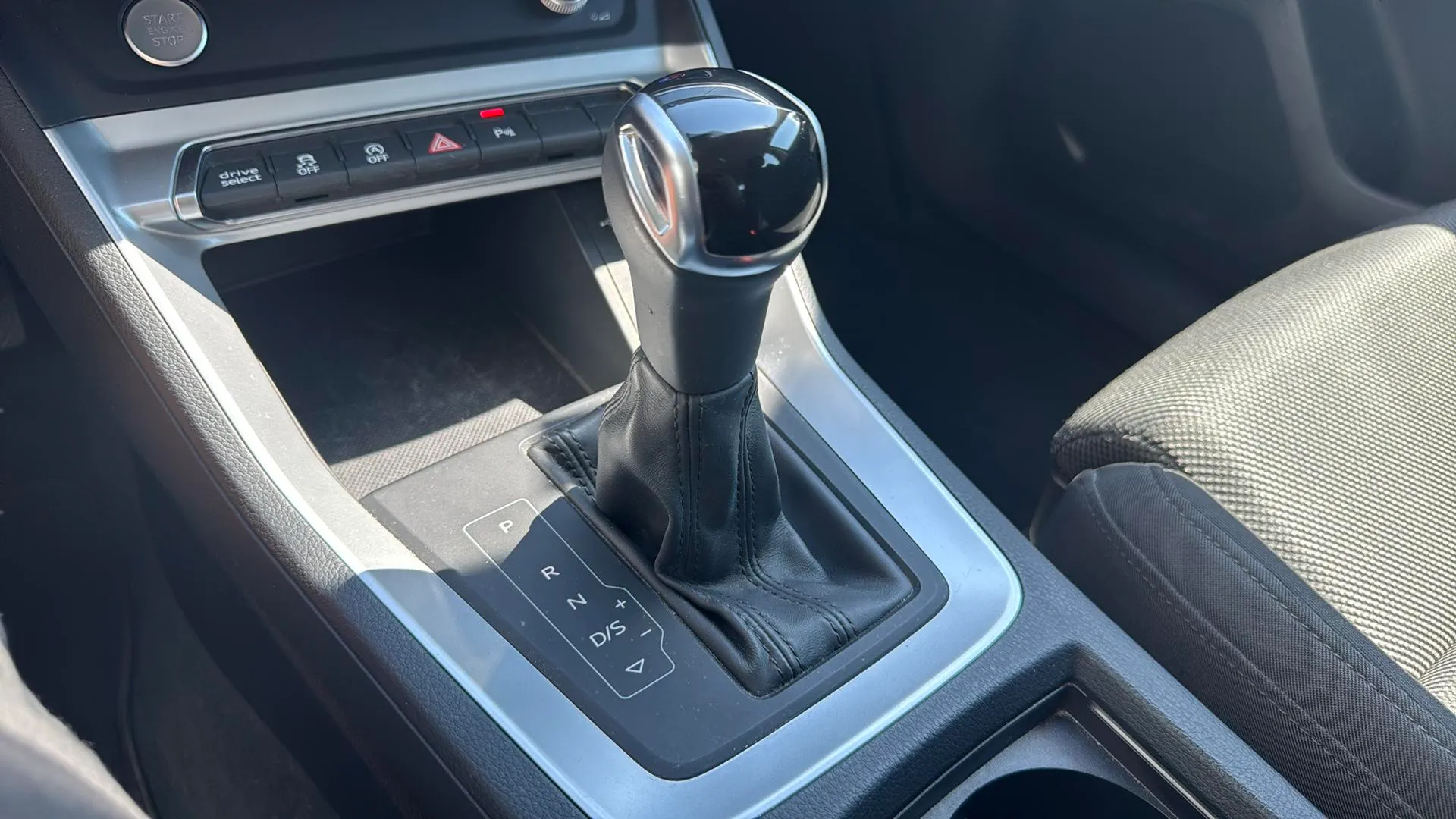 Audi Q3 40 TDI S tronic quattro - foto 20
