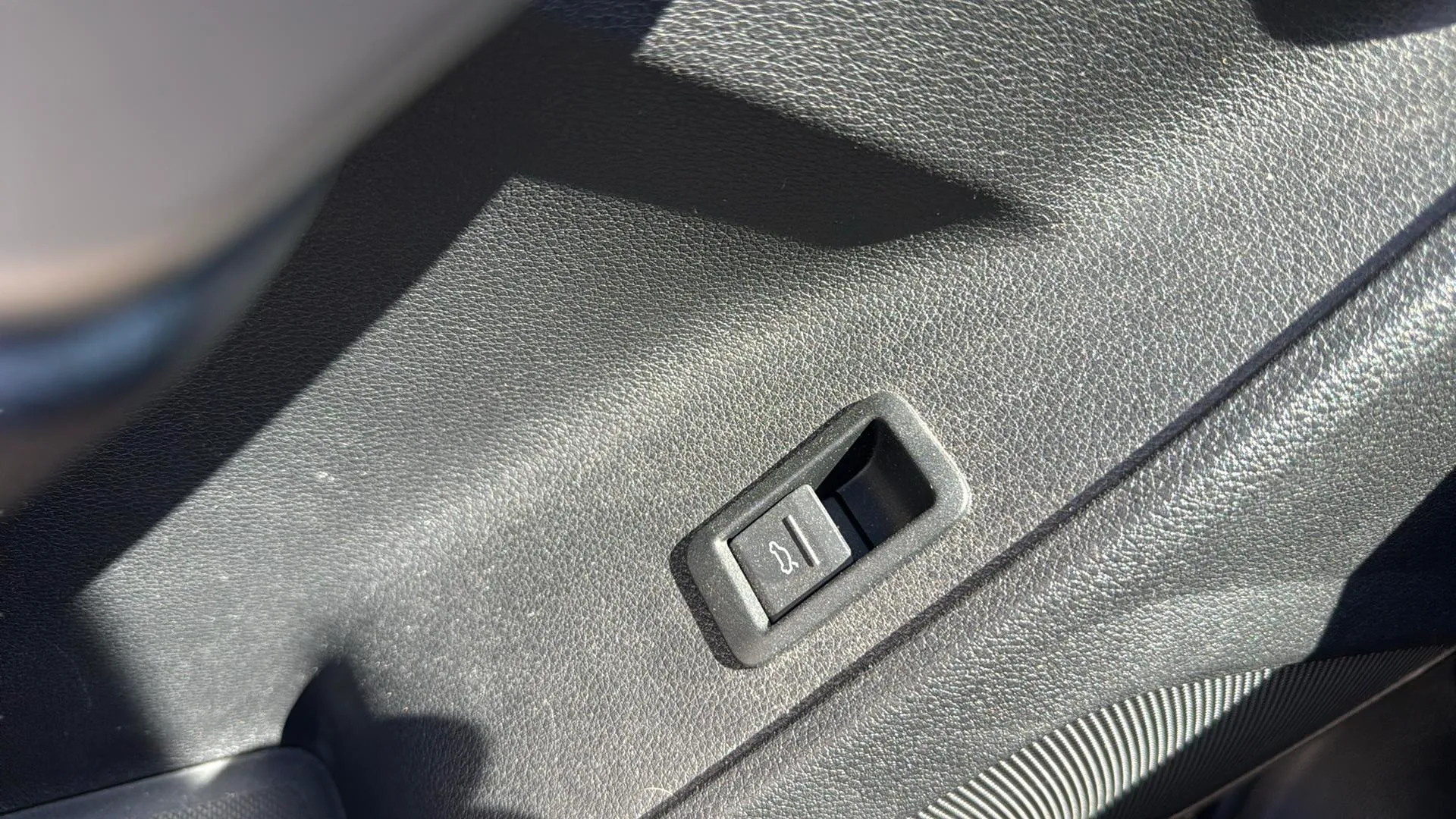 Audi Q3 40 TDI S tronic quattro - foto 24
