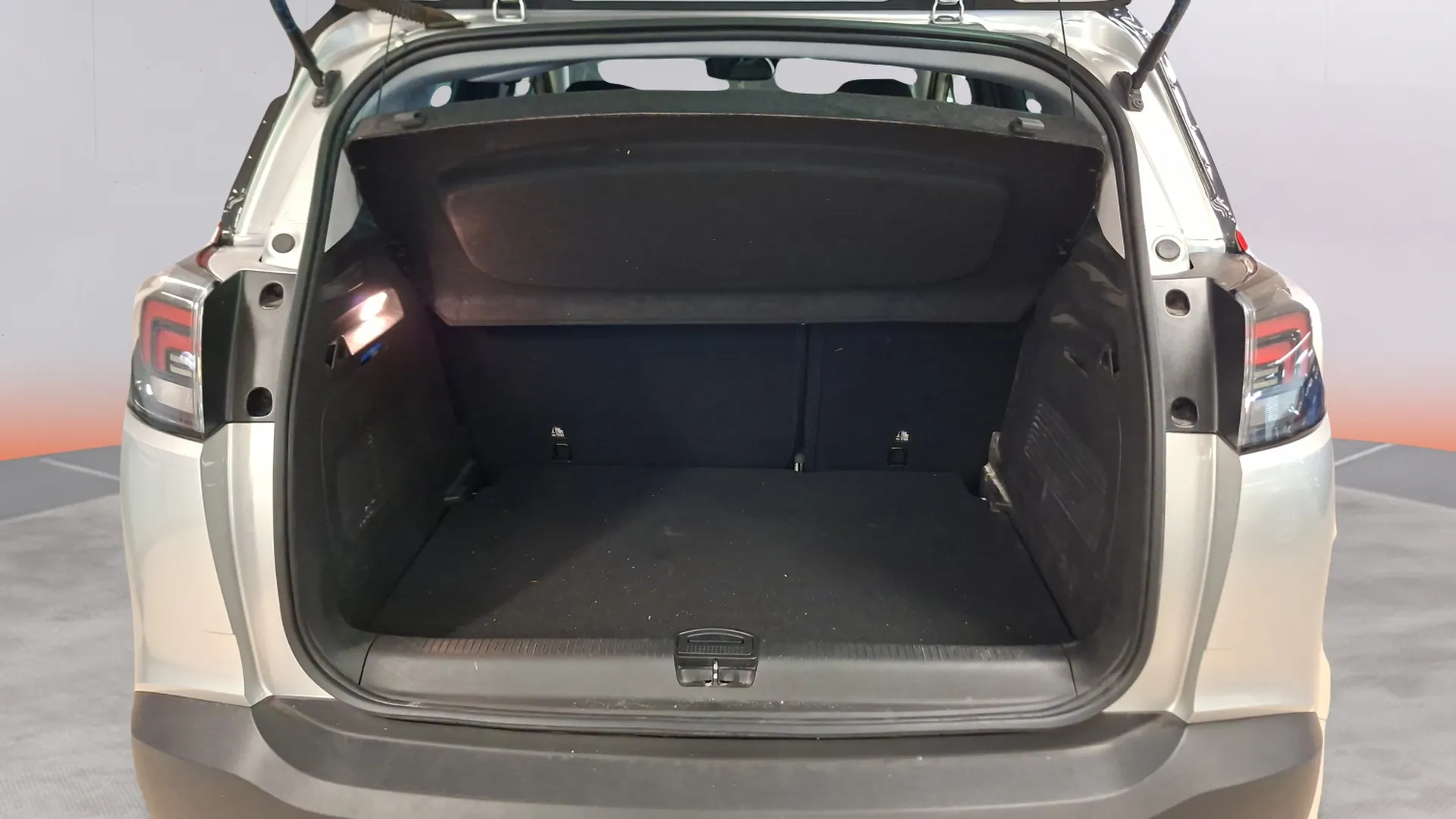 Opel Crossland 1.2 GS - foto 17