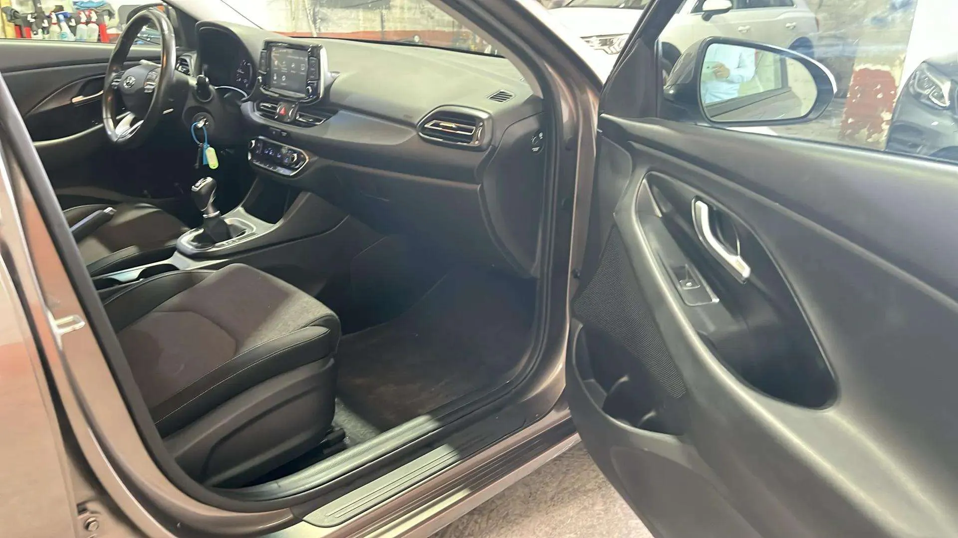 Hyundai i30 1.6 CRDi Klass - foto 13