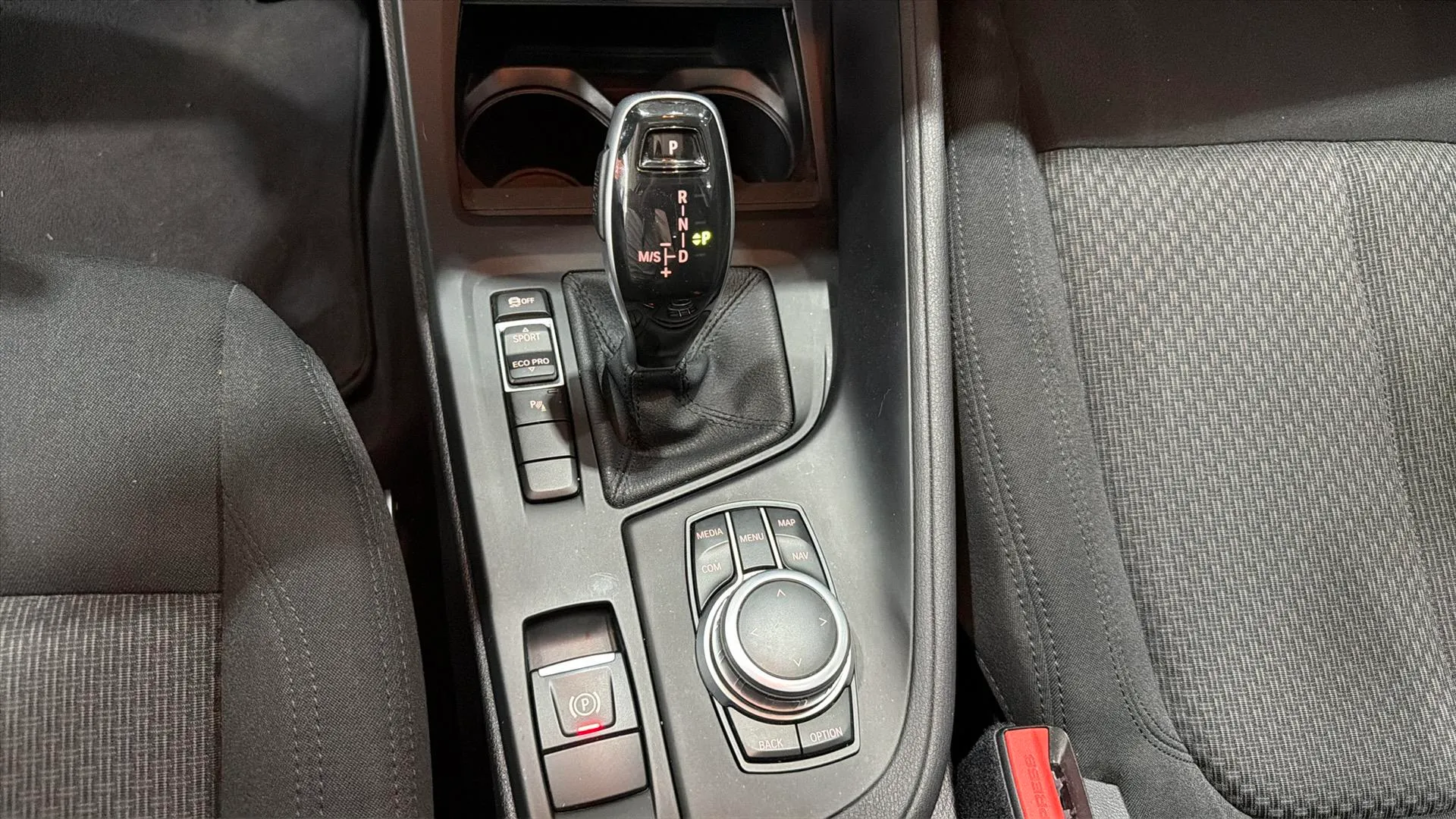 BMW X1 sDrive18i - foto 21