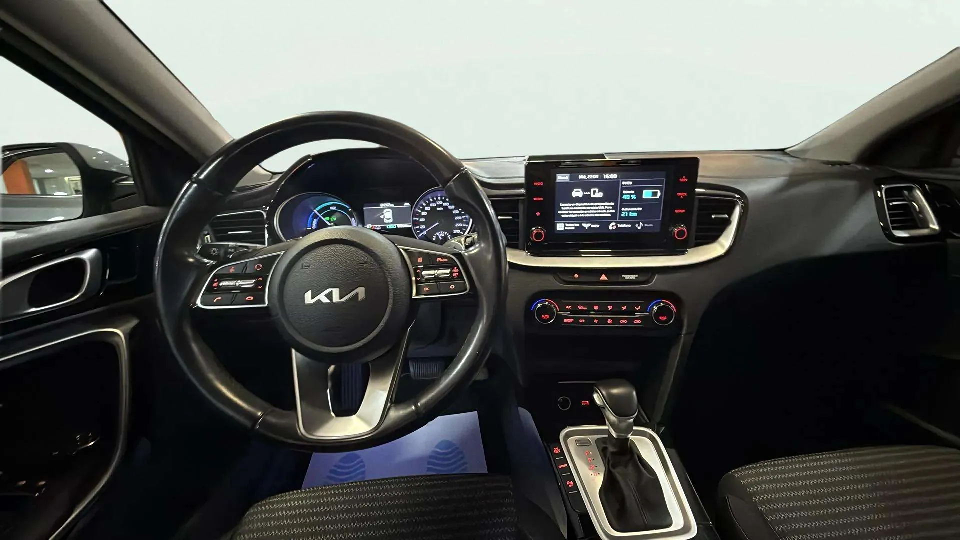 Kia XCeed 1.6 GDi PHEV eDrive - foto 12