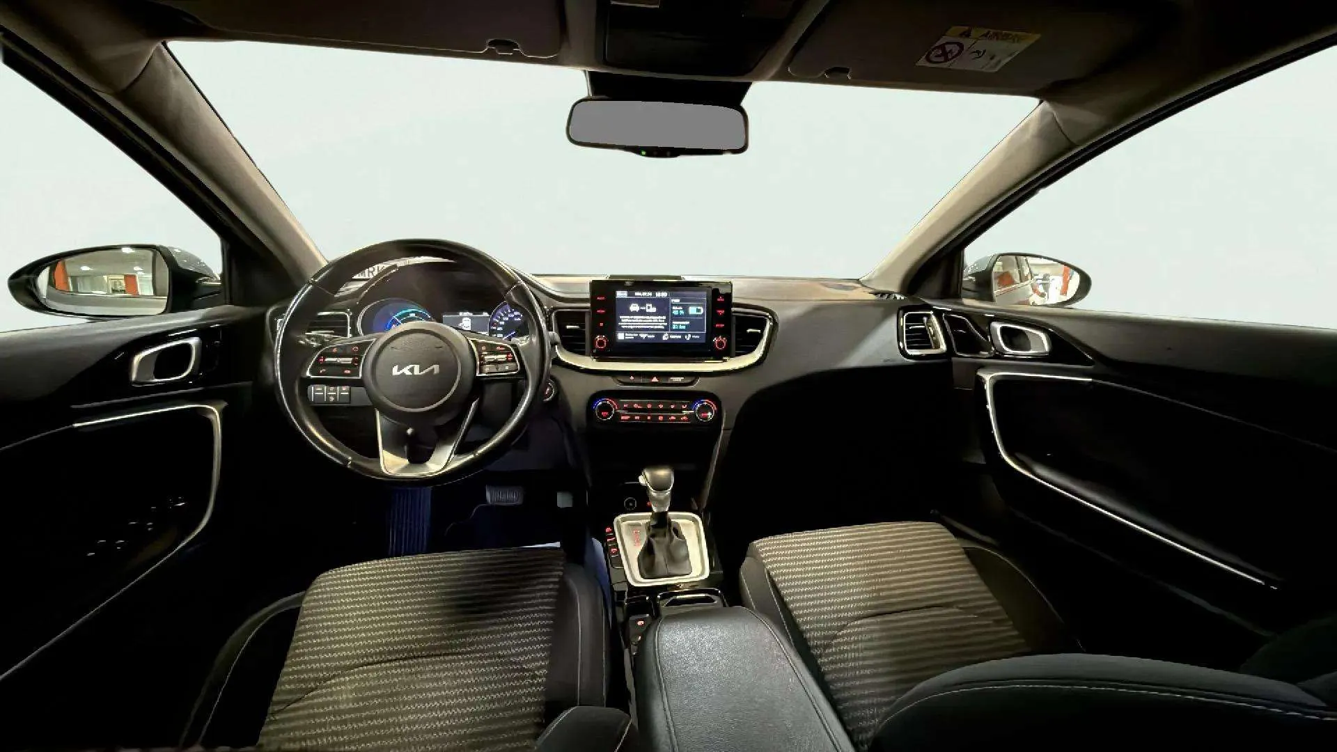 Kia XCeed 1.6 GDi PHEV eDrive - foto 18