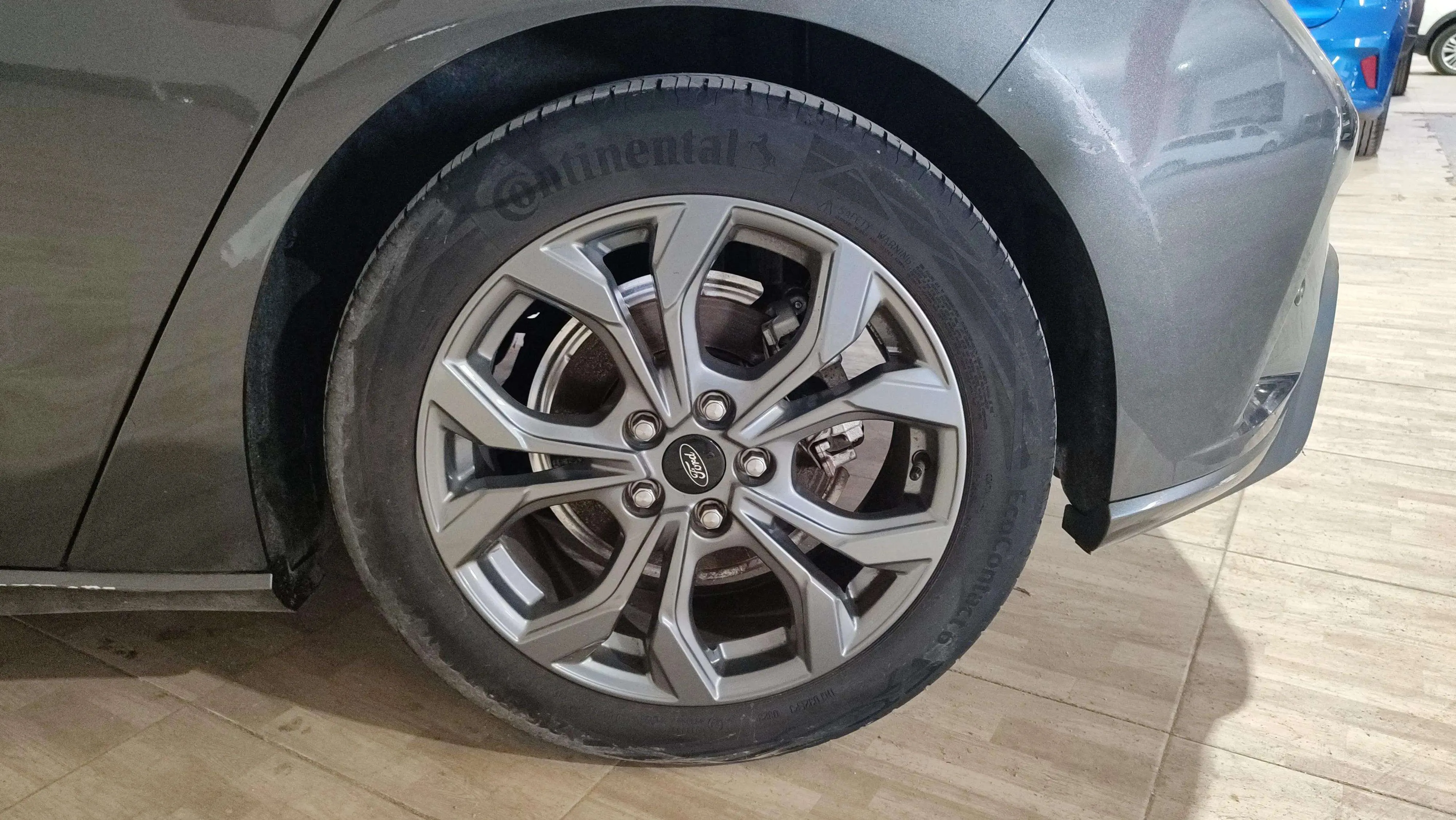 Ford Focus 1.0 EcoBoost MHEV ST-Line - foto 24