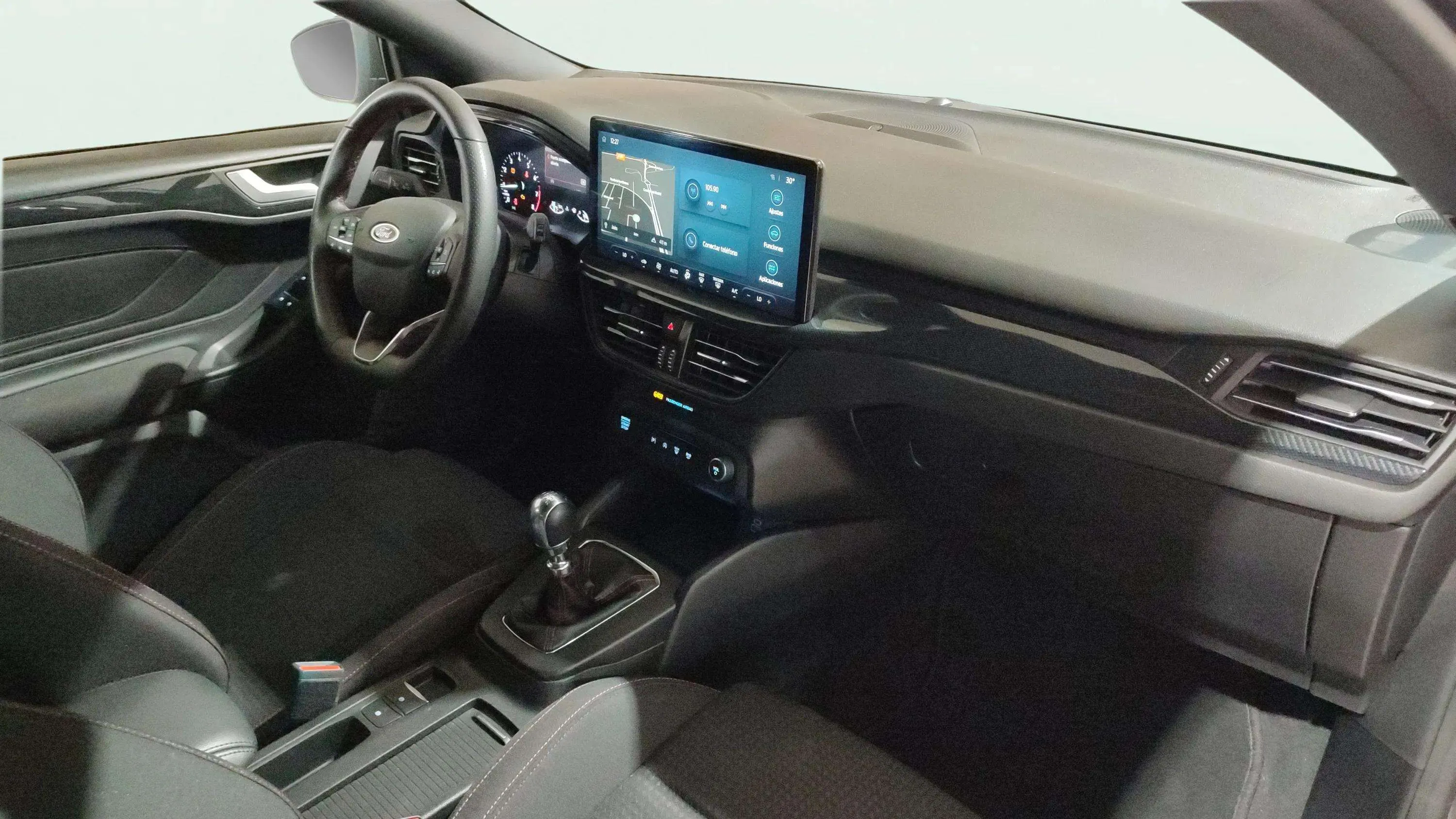 Ford Focus 1.0 EcoBoost MHEV ST-Line - foto 22