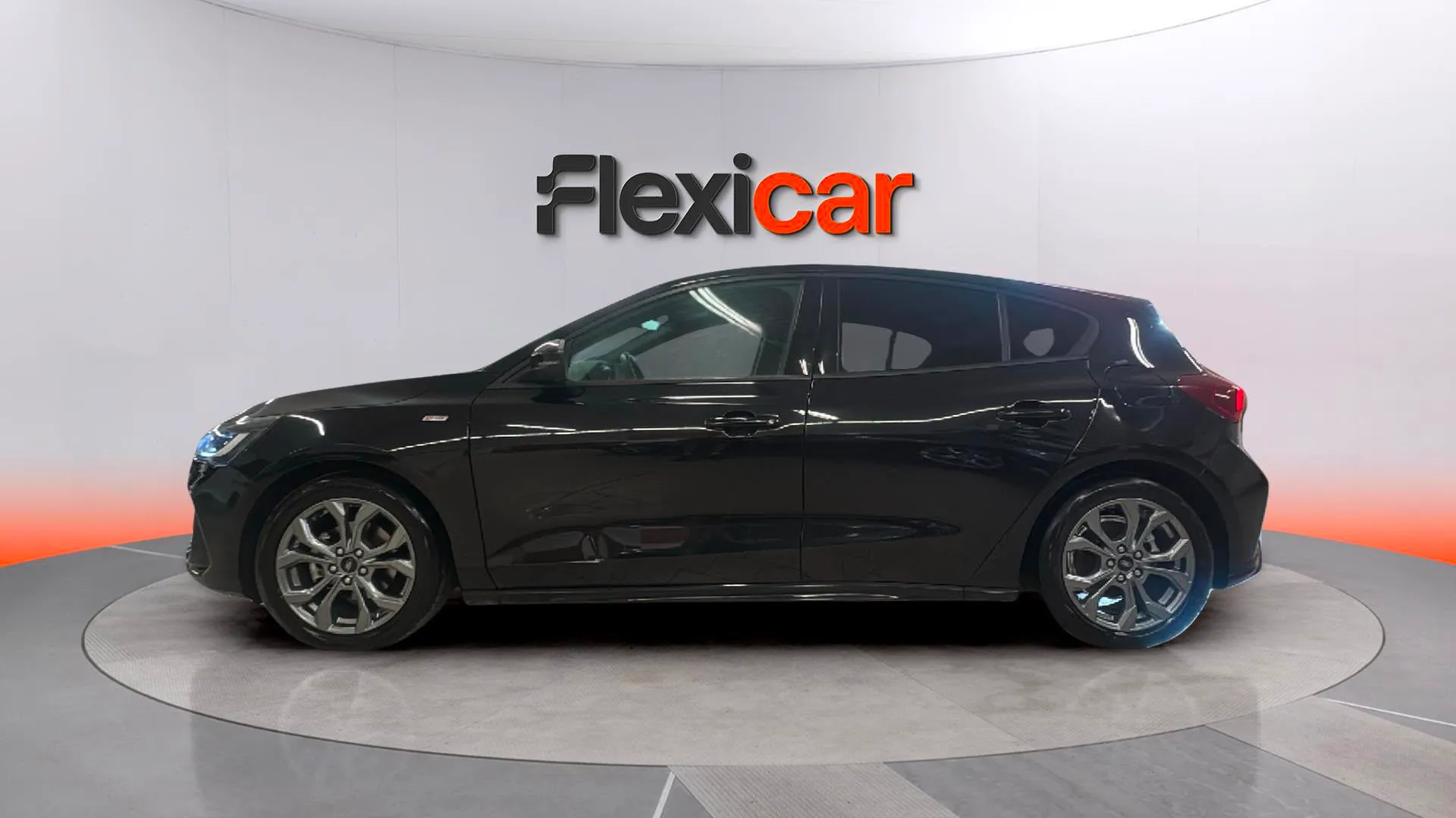 Ford Focus 1.0 EcoBoost MHEV ST-Line - foto 4
