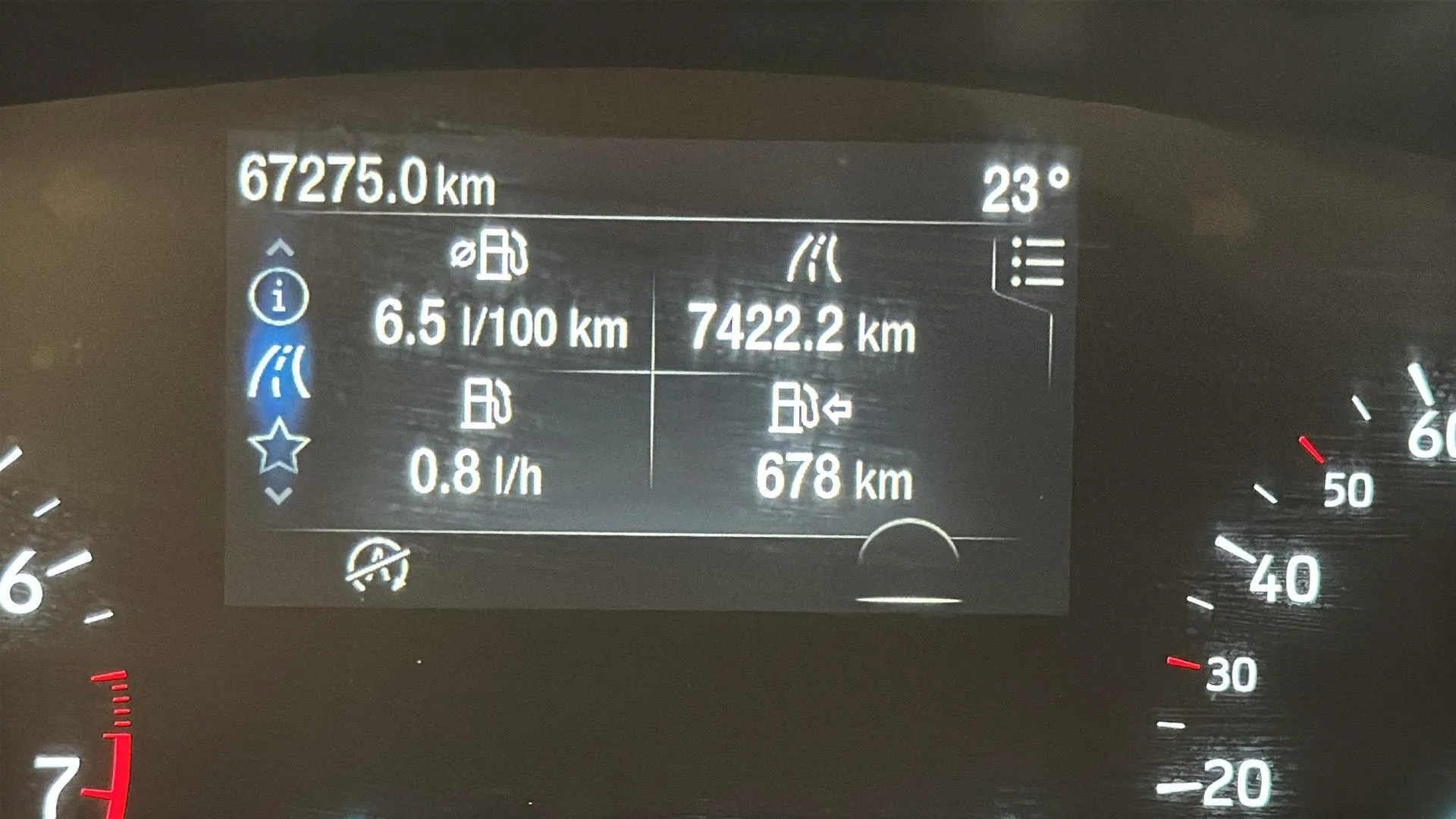Ford Focus 1.0 EcoBoost MHEV ST-Line - foto 16
