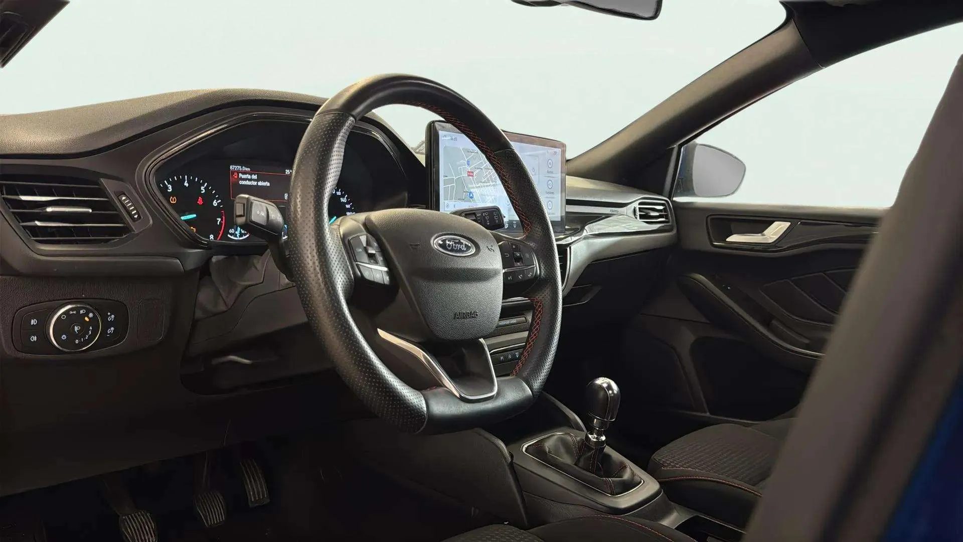 Ford Focus 1.0 EcoBoost MHEV ST-Line - foto 9