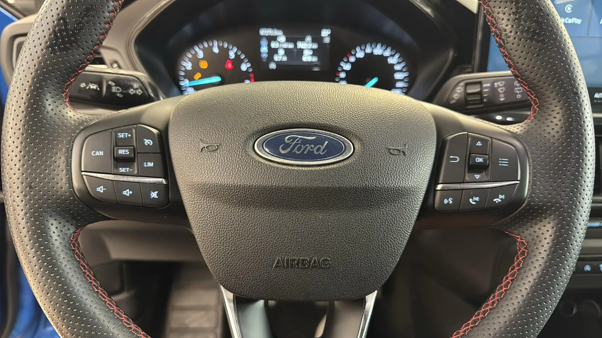 Ford Focus 1.0 EcoBoost MHEV ST-Line - foto 14