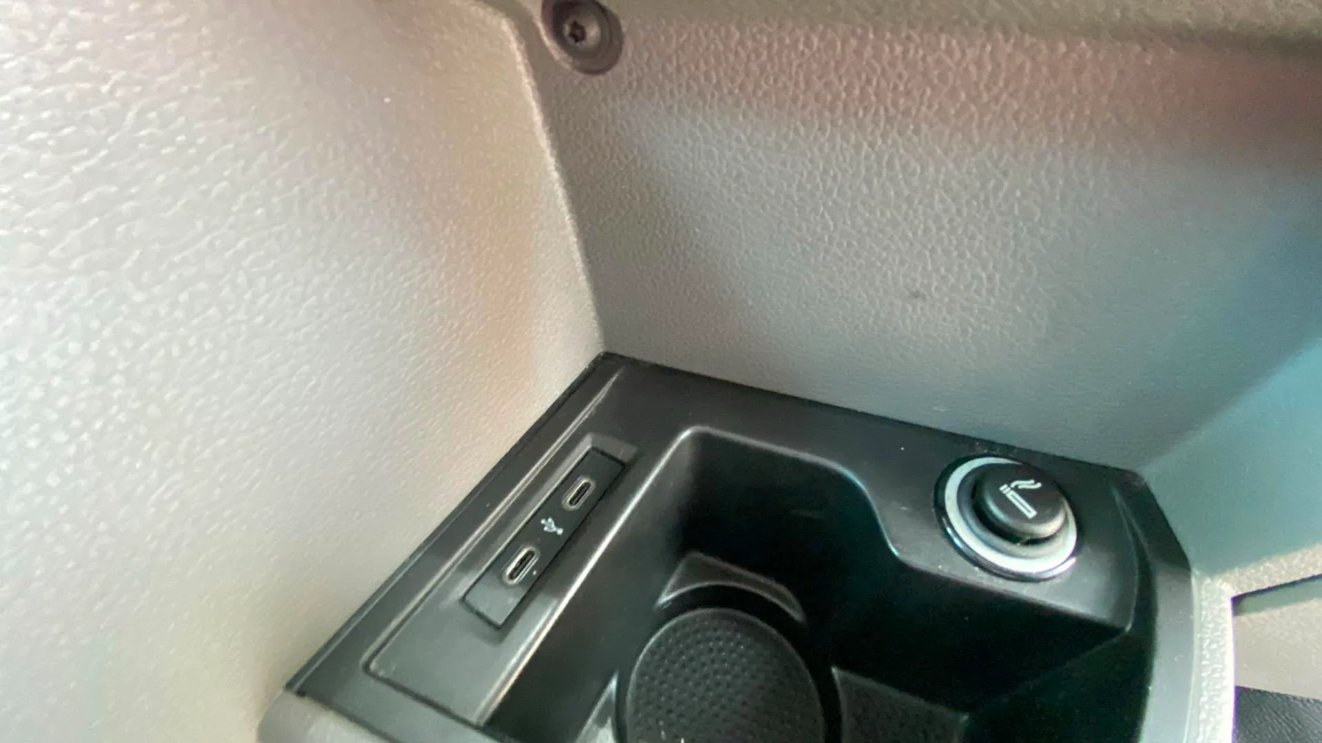 Volkswagen Caravelle Origin Corta 2.0 TDI BMT DSG - foto 16