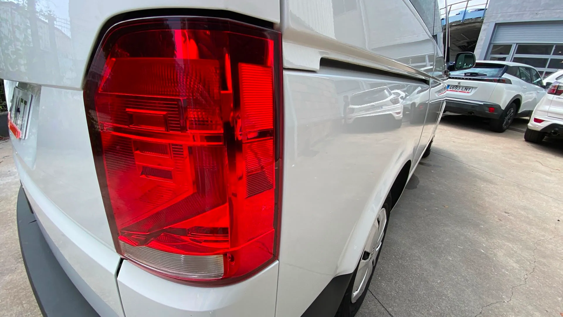 Volkswagen Caravelle Origin Corta 2.0 TDI BMT DSG - foto 24
