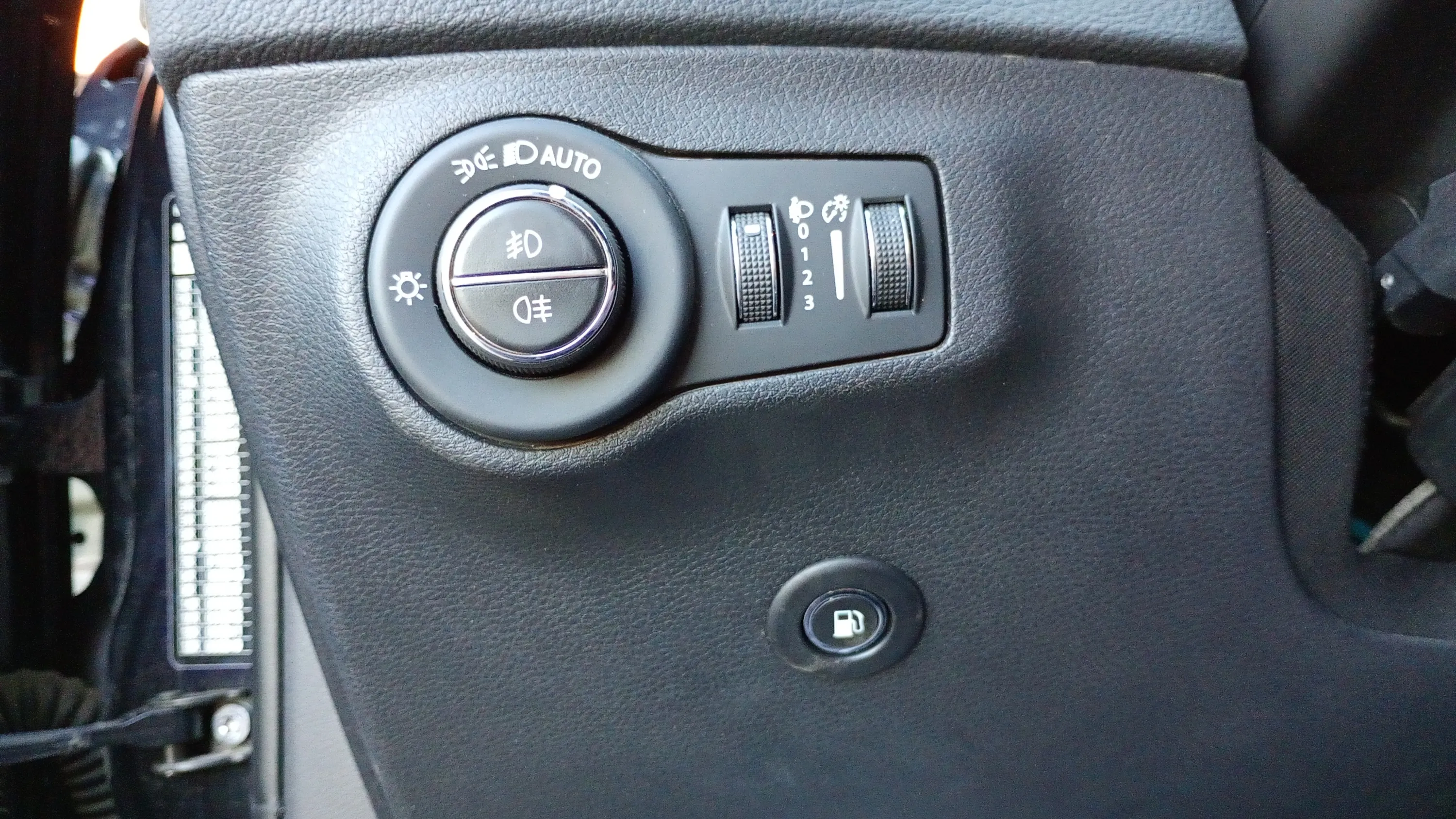 Jeep Compass 1.3 PHEV Limited AWD - foto 20