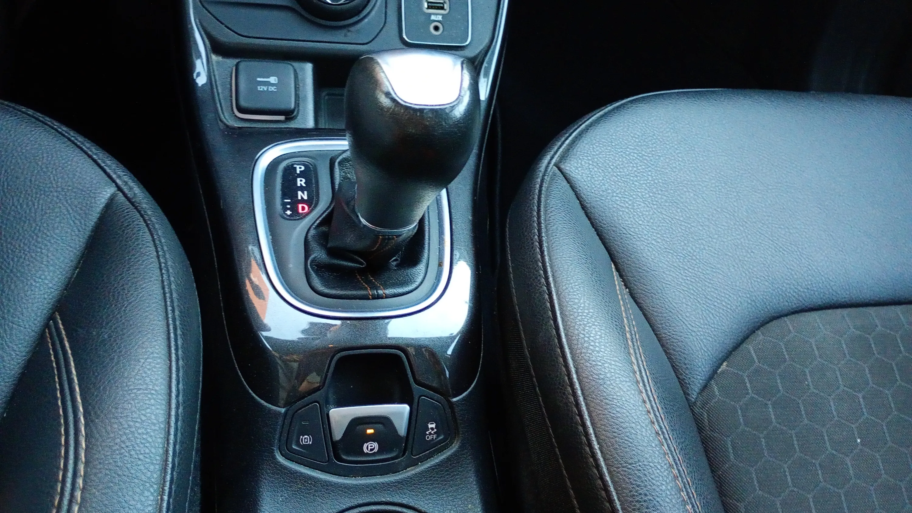 Jeep Compass 1.3 PHEV Limited AWD - foto 18