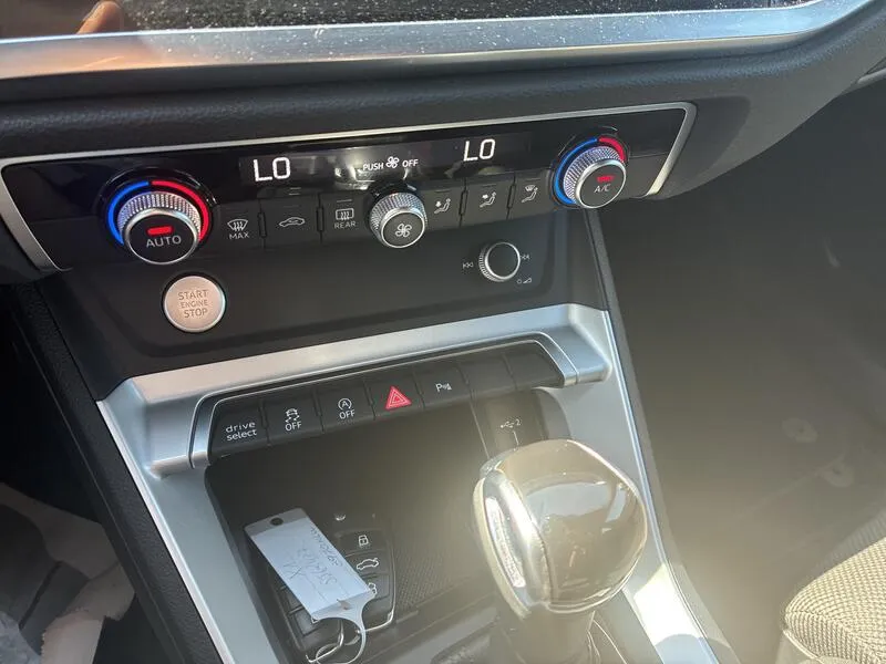 Audi Q3 40 TFSI S tronic quattro S Line - foto 39