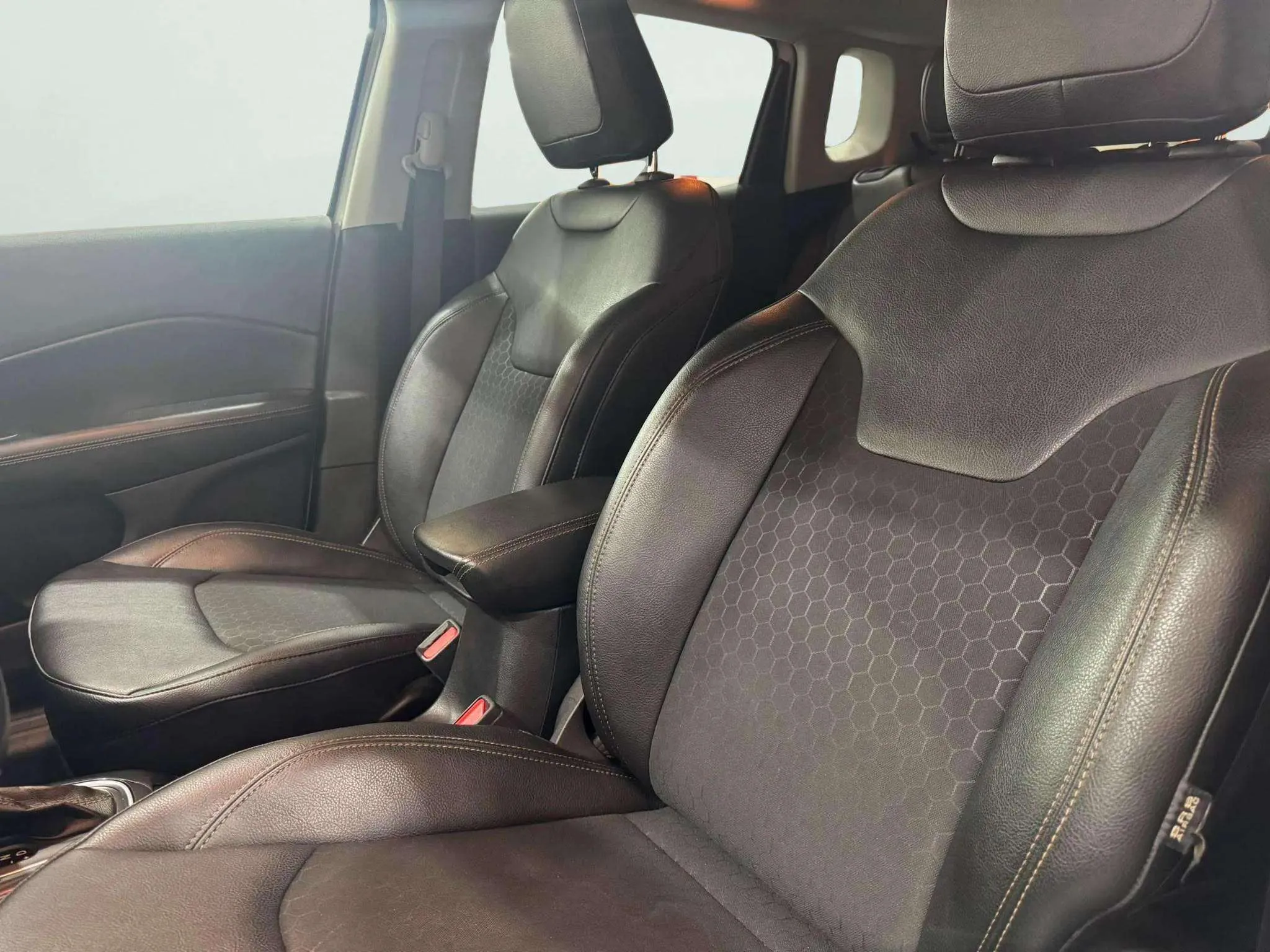 Jeep Compass 1.3 PHEV 80th AWD - foto 10