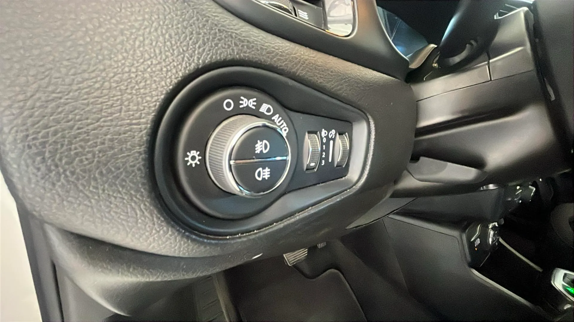 Jeep Renegade Limited 1.3 PHEV AWD - foto 23