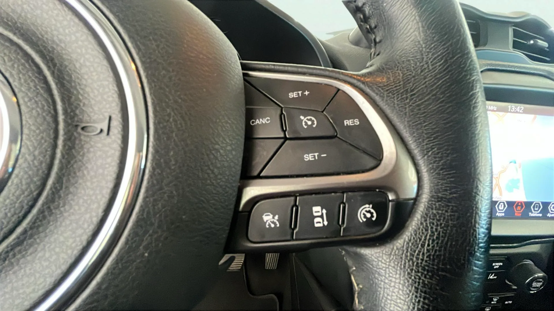 Jeep Renegade Limited 1.3 PHEV AWD - foto 26