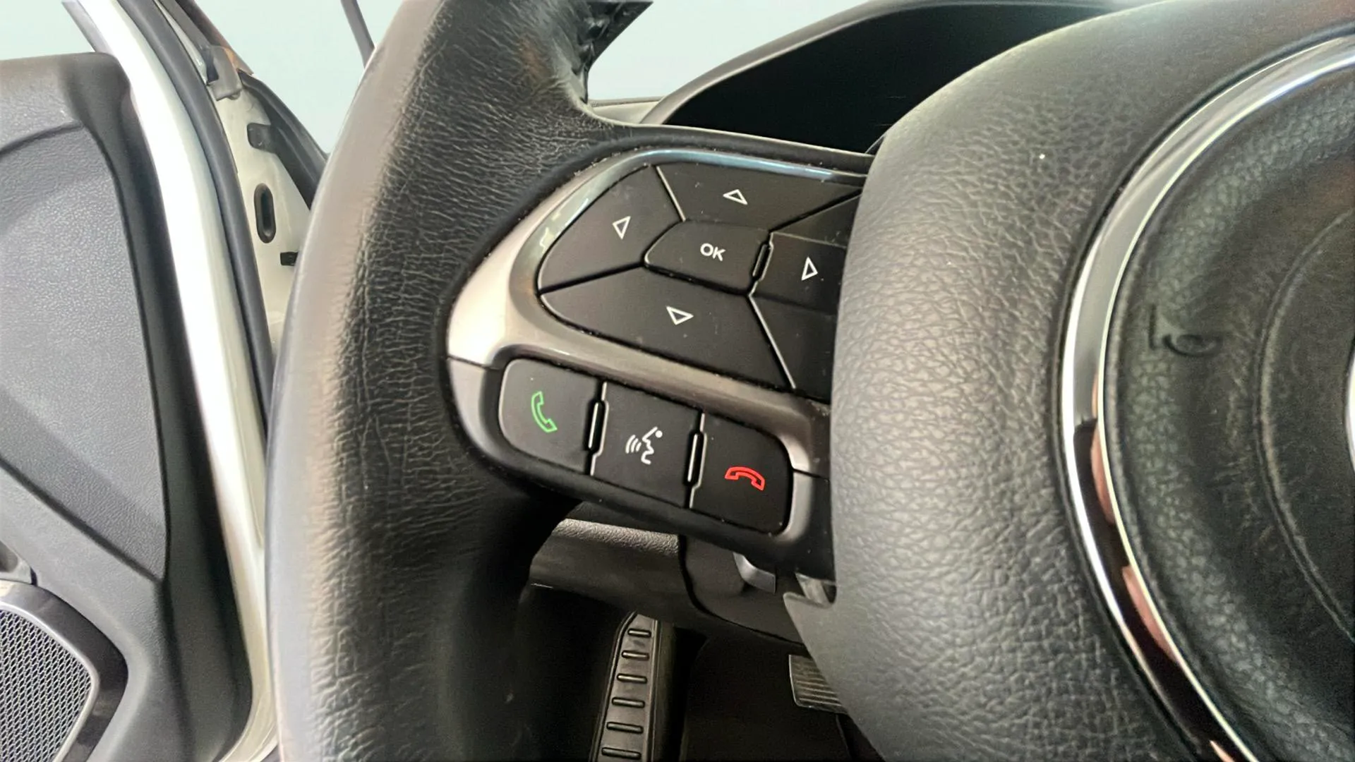 Jeep Renegade Limited 1.3 PHEV AWD - foto 25