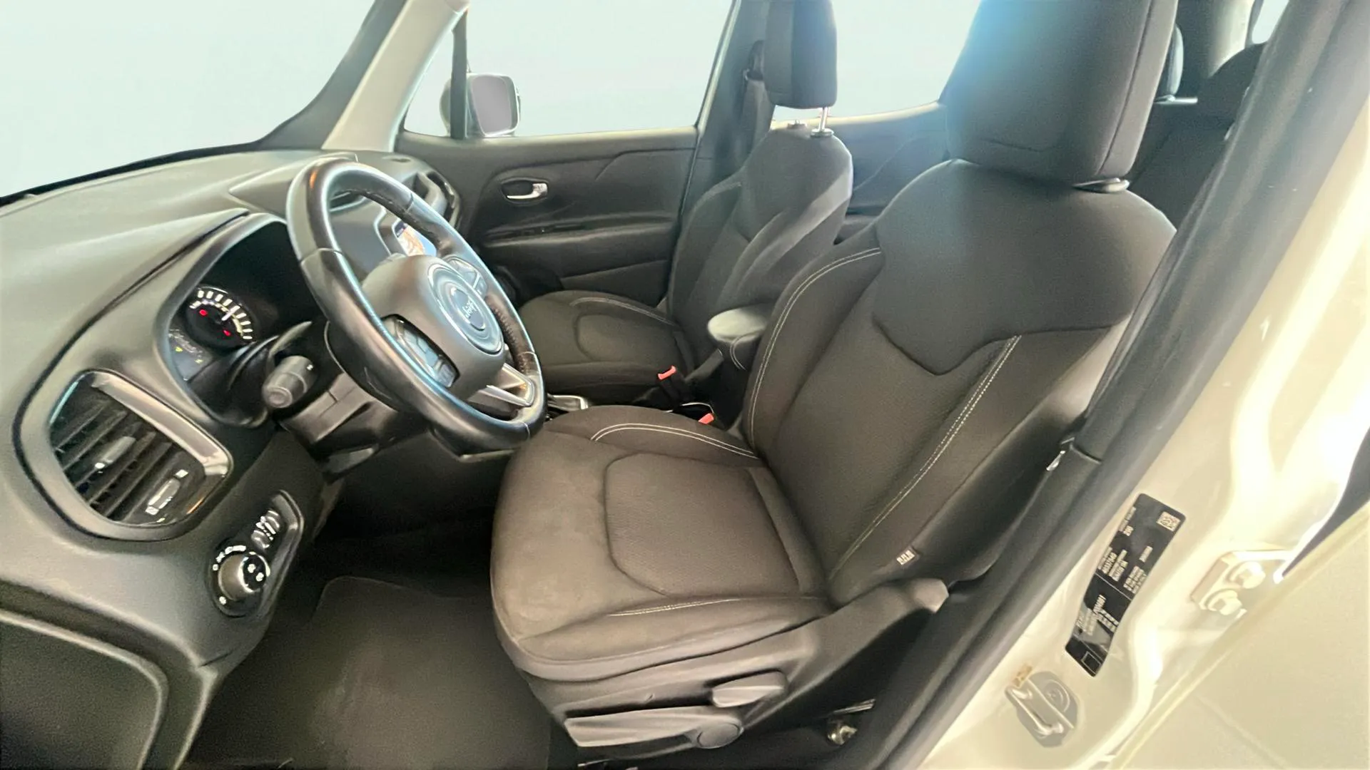 Jeep Renegade Limited 1.3 PHEV AWD - foto 12