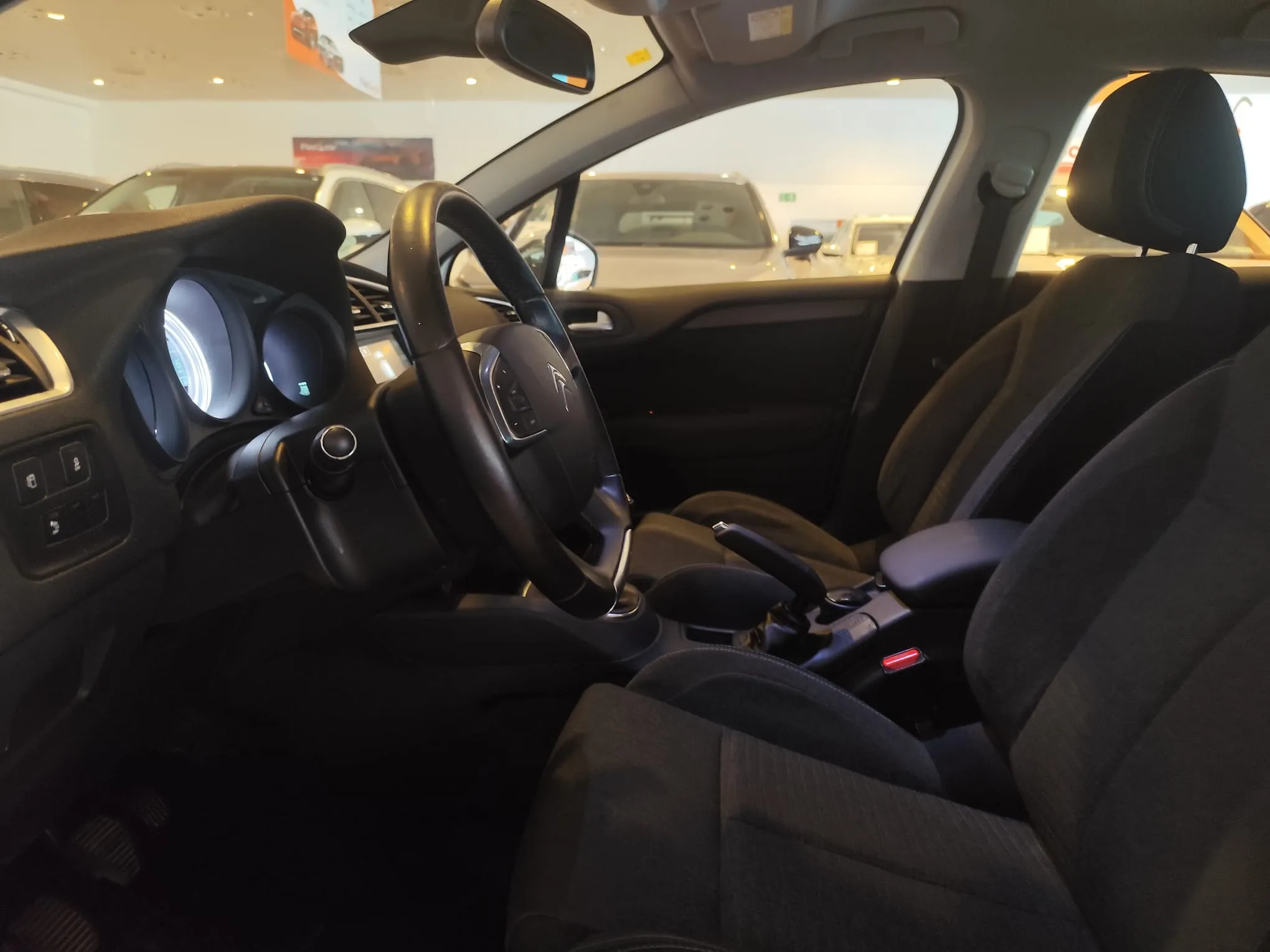 Citroën C4 PureTech Feel Edition - foto 10