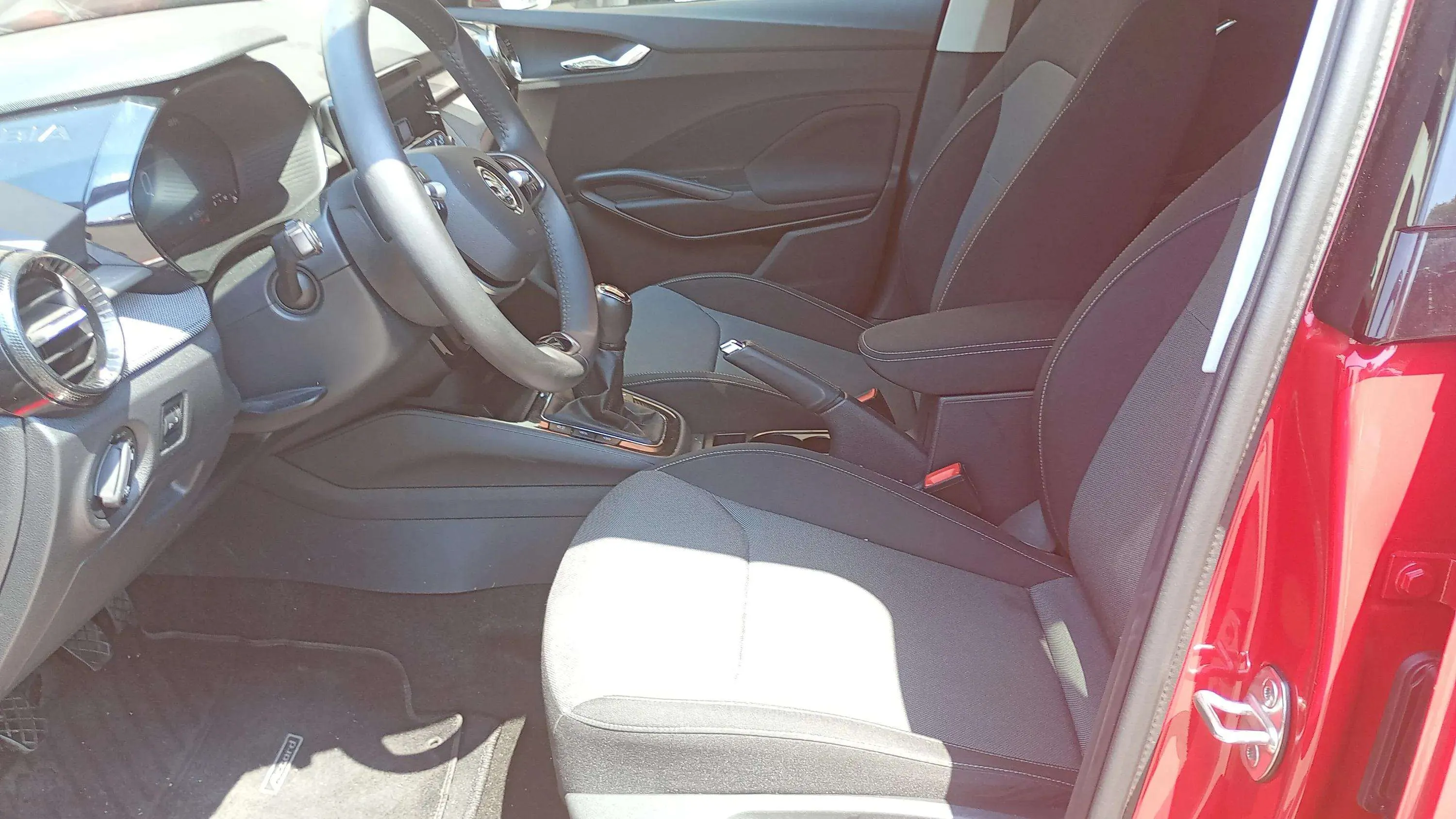 Škoda Fabia 1.0 TSI Selection - foto 9