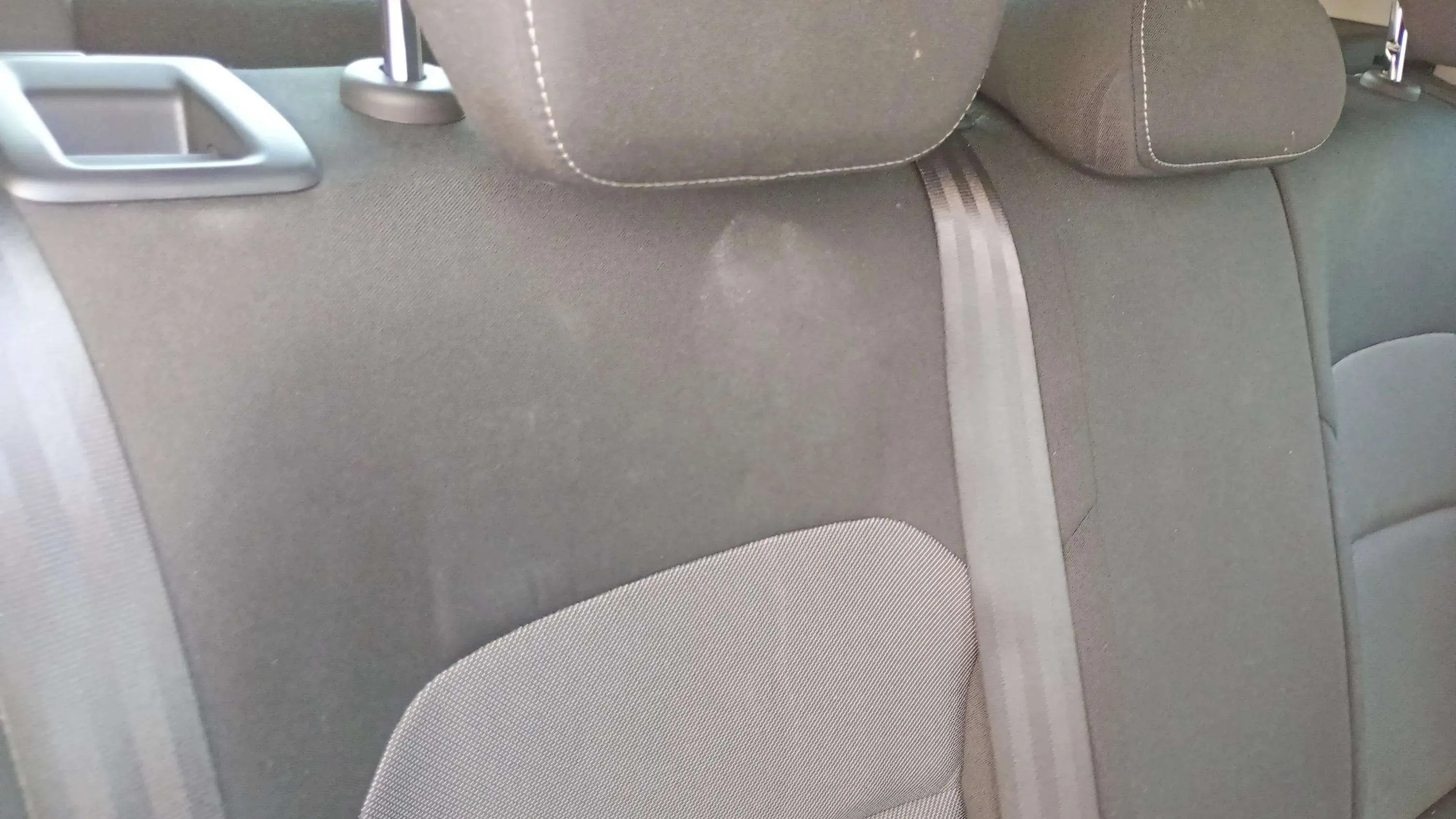 Škoda Fabia 1.0 TSI Selection - foto 13